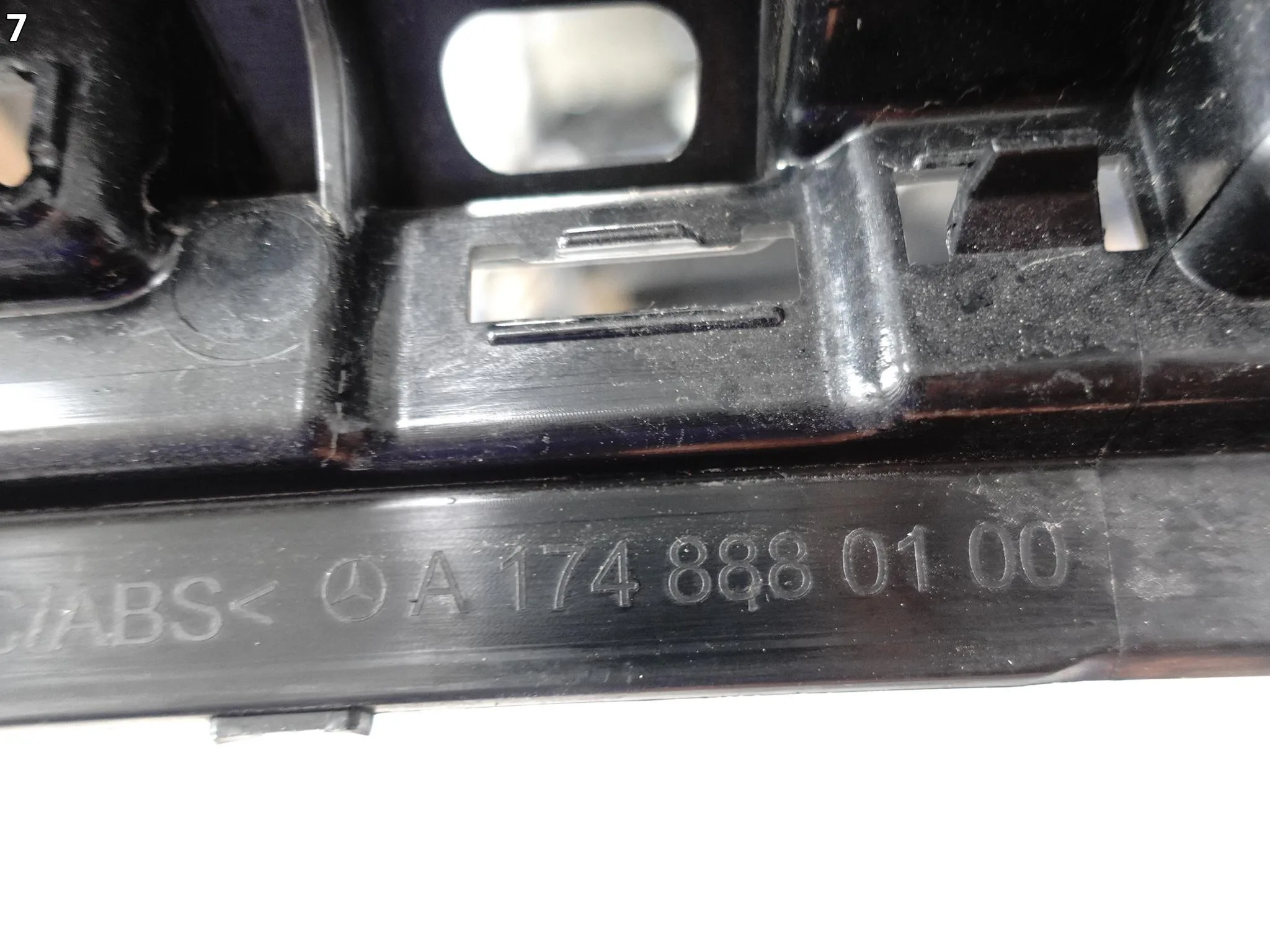 MERCEDES CLA III C178 C174 X178 X174 AMG 25- WZMOCNIENIE POD GRILL ATRAPĘ 47caa85f89247d46643de218d0a4ba13