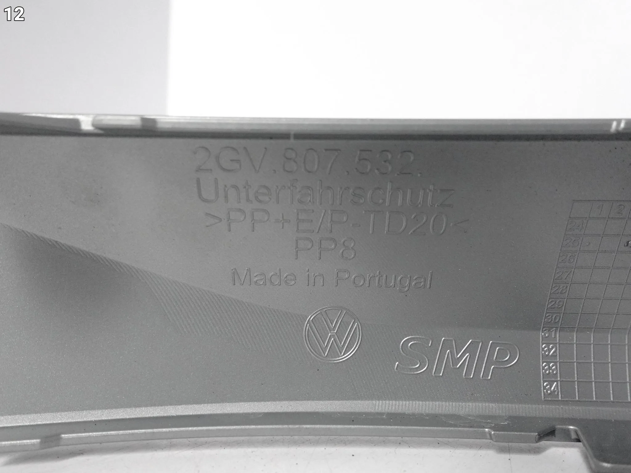 VW T-ROC II 2 2GV 25- SPOILER LISTWA OSŁONA W ZDERZAK PRZÓD e677ad291c3c9d96f77e7af11a20a98d