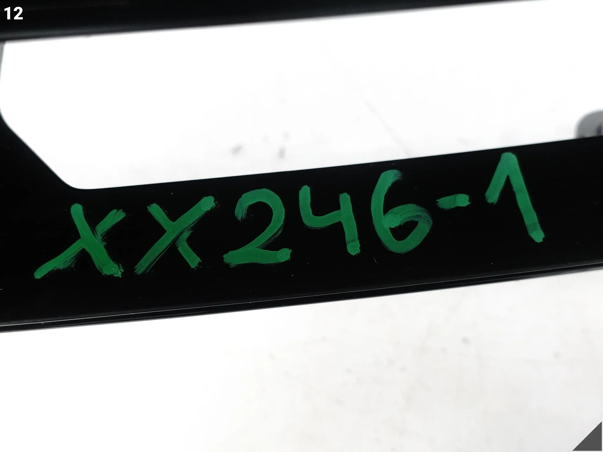 LAMBORGHINI URUS S PERFORMANTE 4ML 22- KRATKA ATRAPA GRILL W ZDERZAK PRZÓD e75510477e378c97bfc96922141a3886