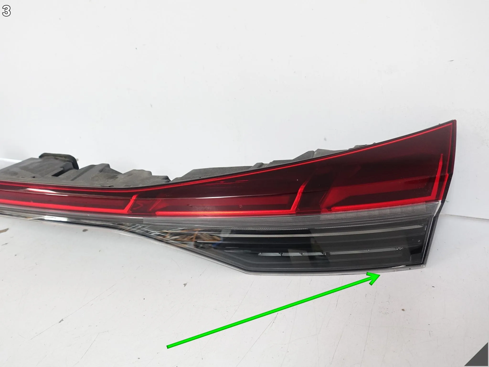 AUDI Q4 E-TRON 89A 21-LAMPA LED BLENDA TYŁ KLAPY BAGAŻNIKA 89A945095B 94f6390dc28985f904eca3a9685cdac4