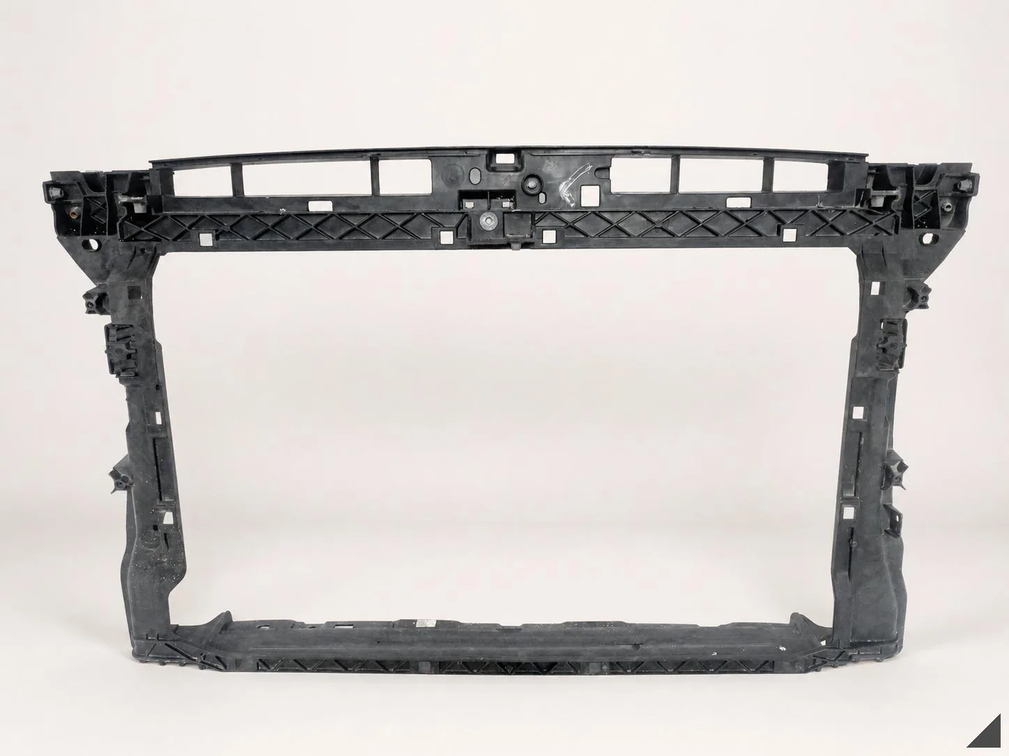 SKODA SUPERB III 3 3V0 15-24 WZMOCNIENIE OBUDOWA RAMKA CHŁODNICY PAS PRZÓD 2a7fa723d58958f3d0350f4133ff88bf