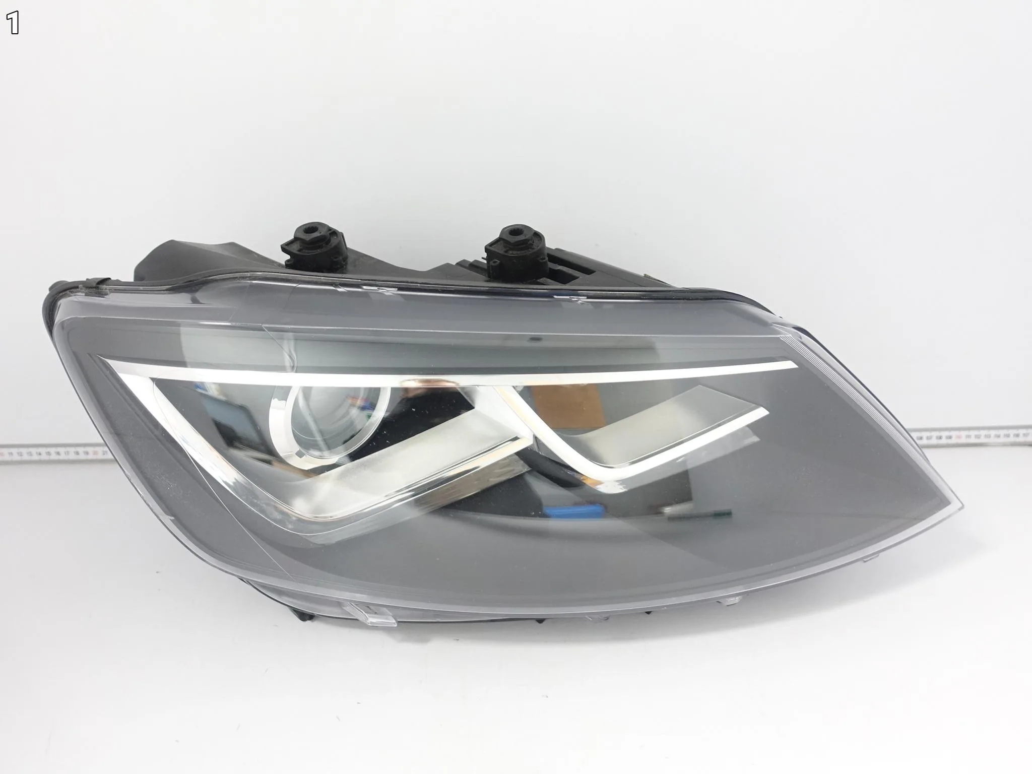 SEAT ALHAMBRA II 2 7N5 10-20 LAMPA XENON PRAWA PRZÓD EUROPA 27a6d8e03f5d59fb5d43fc880f4c3ee8