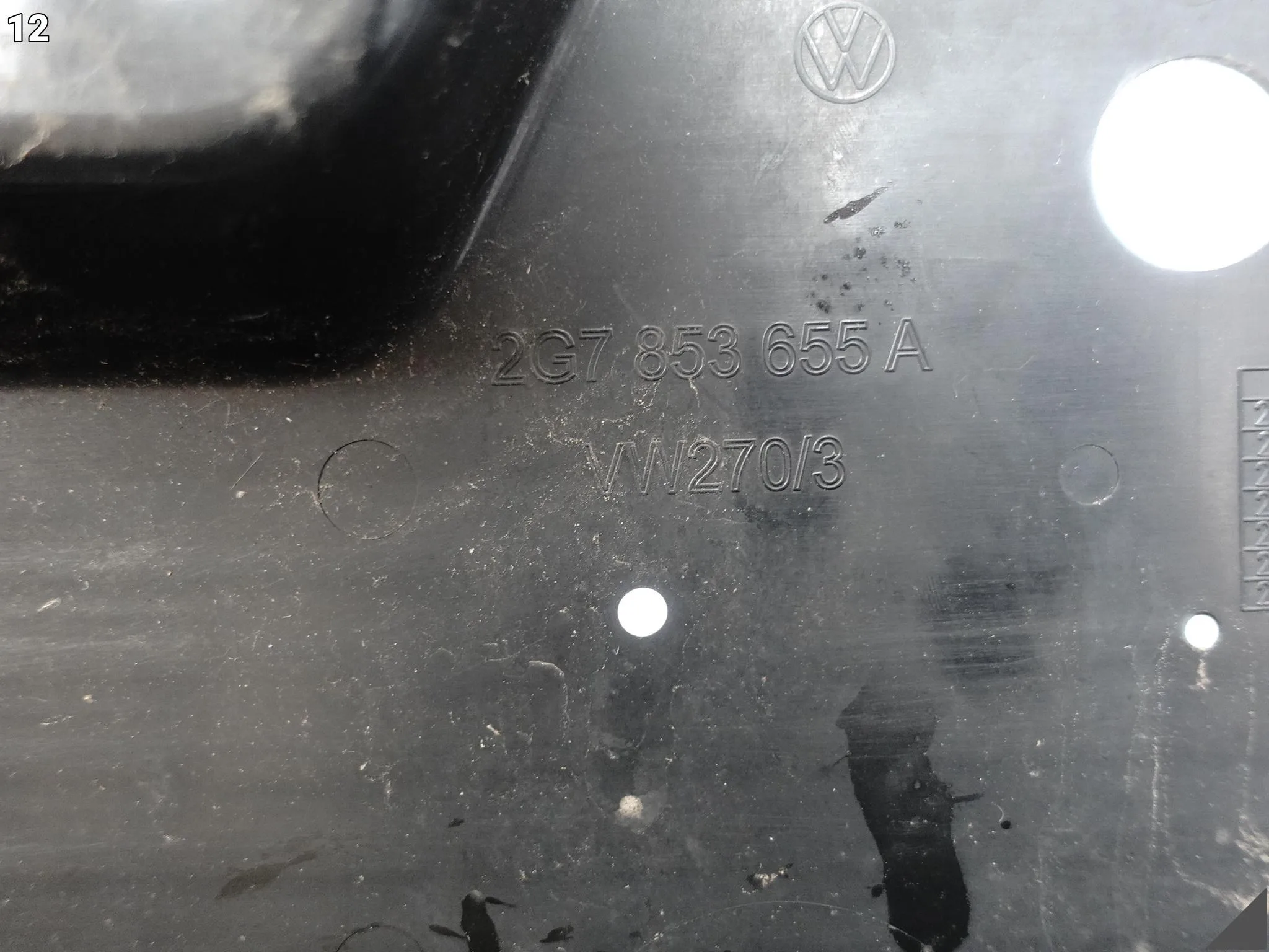 VW TAIGO 2G7 R-LINE 21- GRILL ATRAPA WLOT KRATKA W ZDERZAK PRZÓD 2G7853651S f8f8f138bfe90df0b197e6355b4aeedd