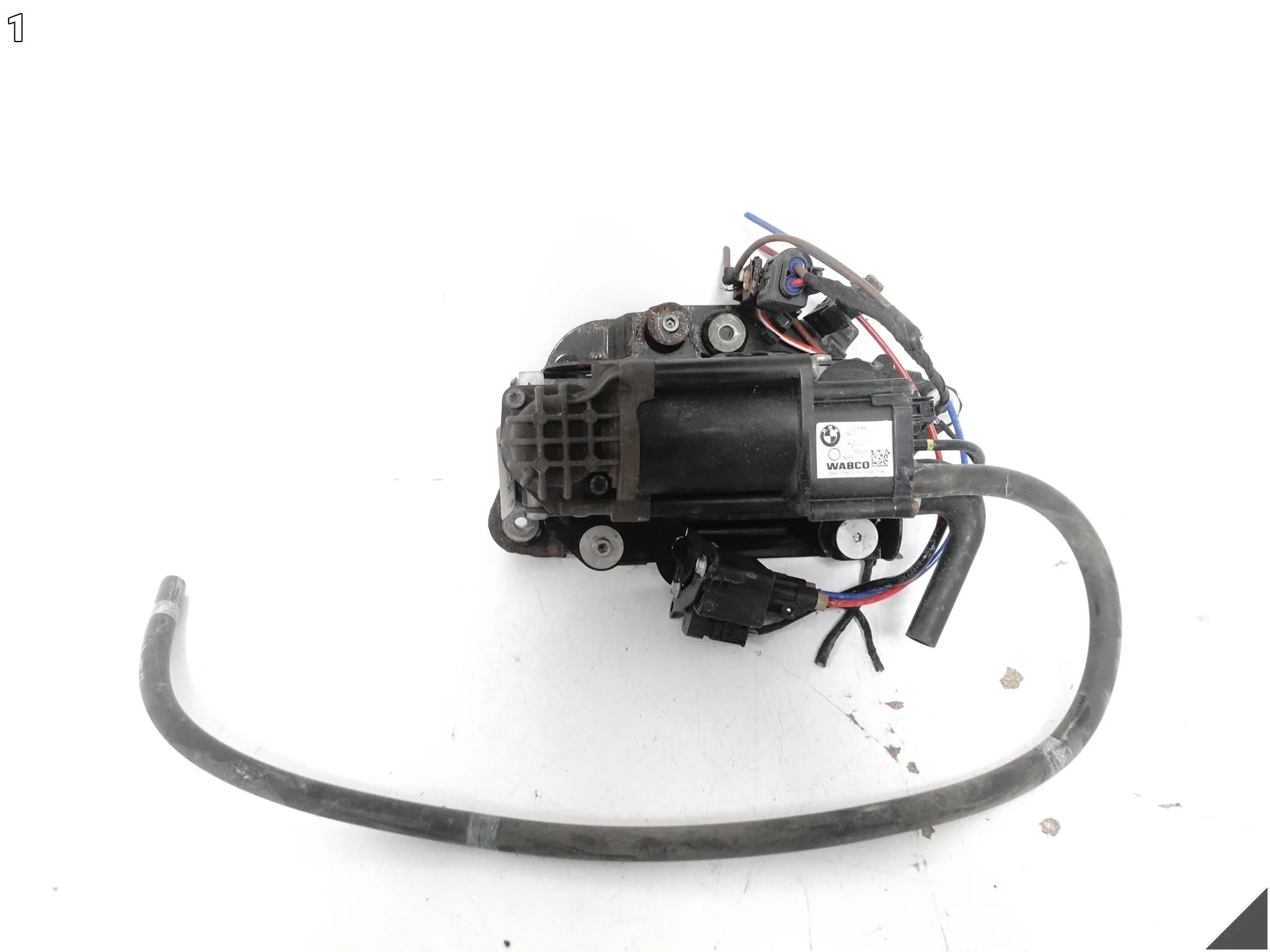 BMW 5 G31 17- KOMPRESOR ZAWIESZENIA PNEUMATYCZNEGO WABCO 2790892 c1220e4de938ed0470c16608ec3a9236