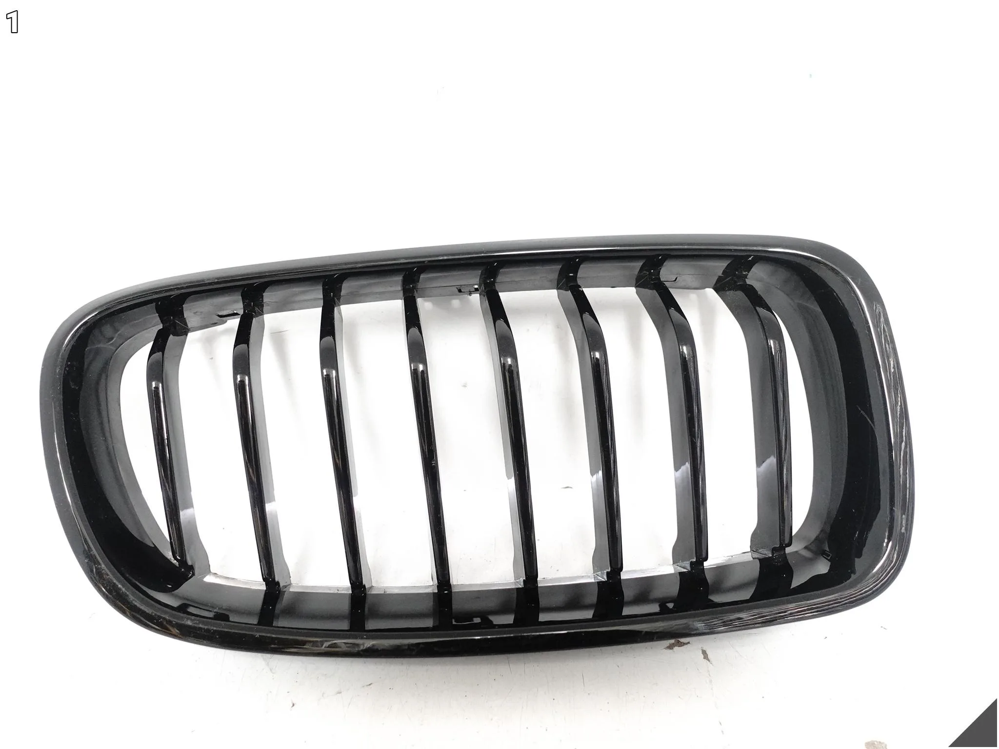 BMW 3 F30 F31 M-PAKIET 11-18 GRILL ATRAPA NERKA WLOT PRAWA PRZÓD *TAIWAN* 76a71c159f308ccc932404e97992b556