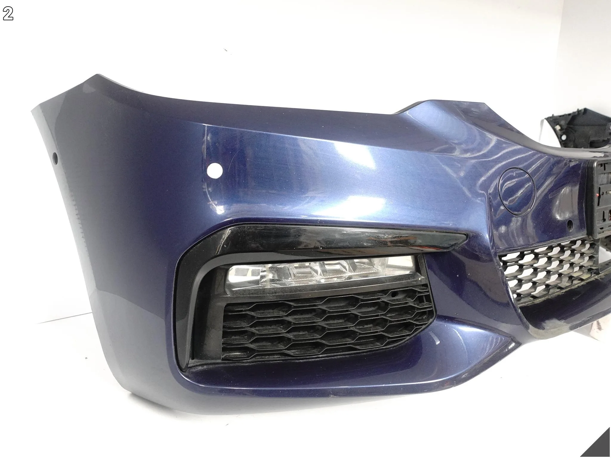 BMW 5 G30 G31 M-PAKIET MSP 17-20 ZDERZAK PRZÓD + KRATKI + LED 6xPDC C10 70184d8a4c7b5a631ec4b5bd7d549133
