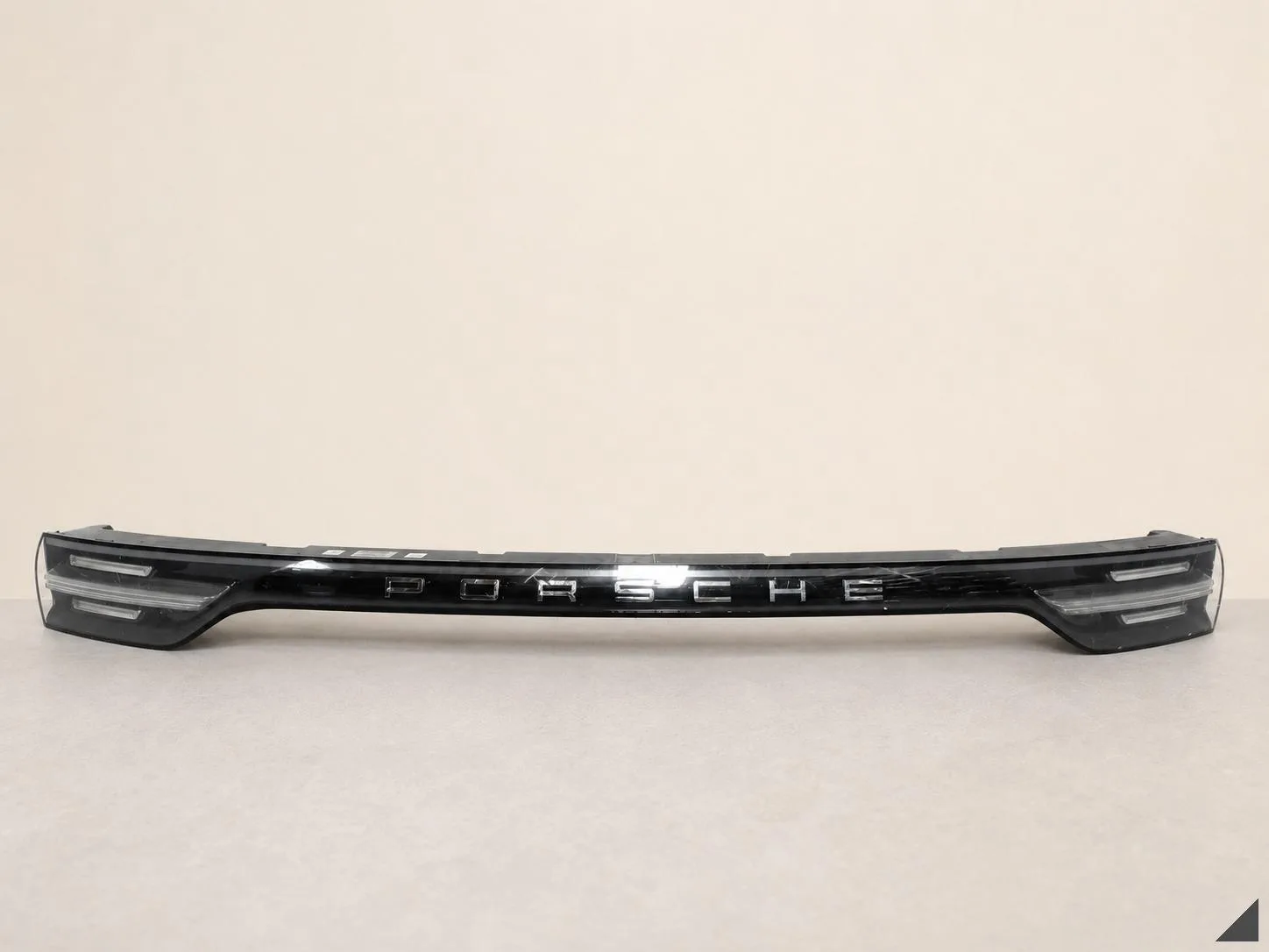 PORSCHE CAYENNE III E3 9Y0 18- LAMPA LED BLENDA KLAPA POKRYWA TYŁ EU CIEMNA 6acd75f59b896ce93df462f1096cd3f9