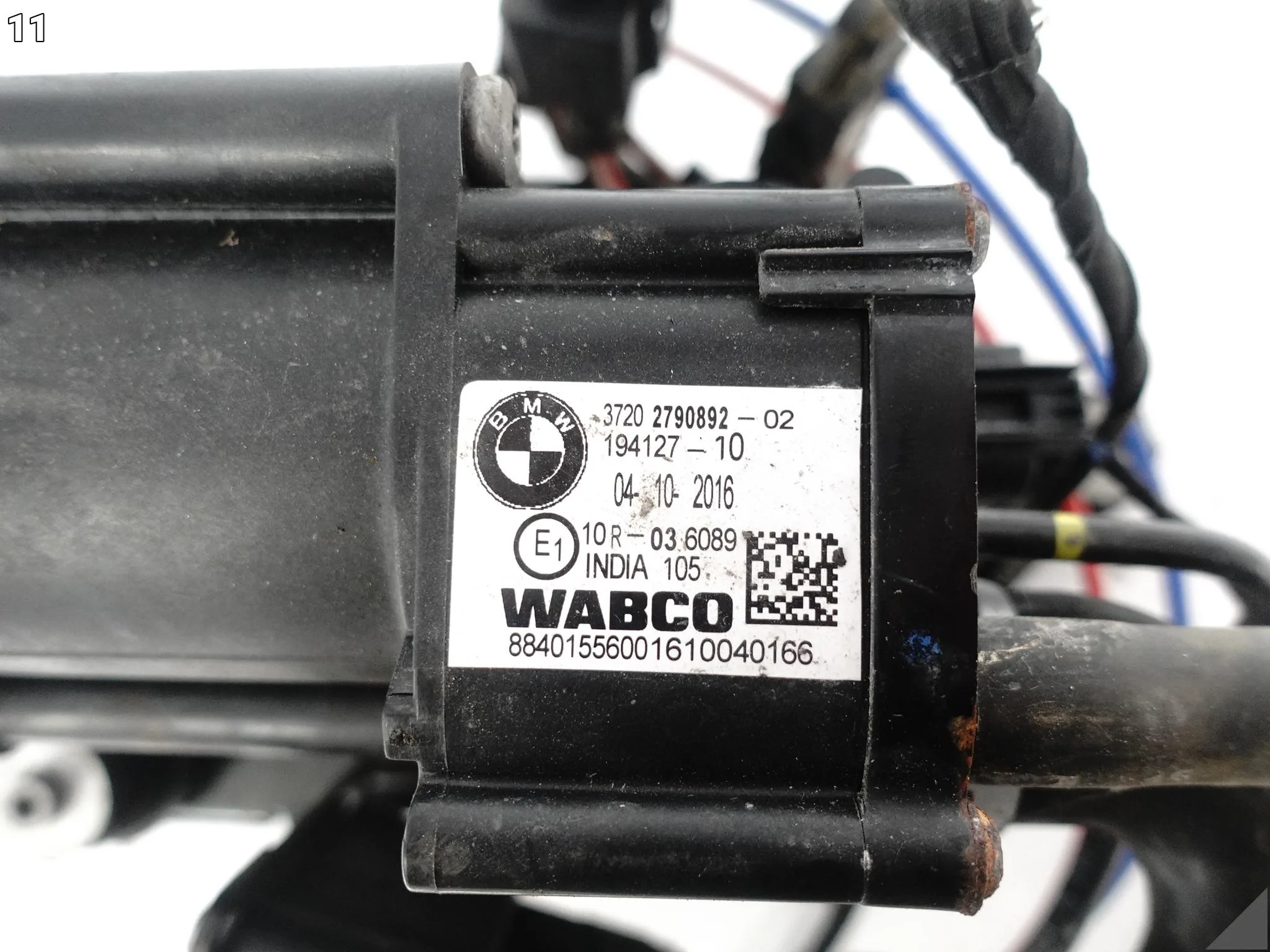 BMW 5 G31 17- KOMPRESOR ZAWIESZENIA PNEUMATYCZNEGO WABCO 2790892 54254498dd927bdf3579711ab4343637