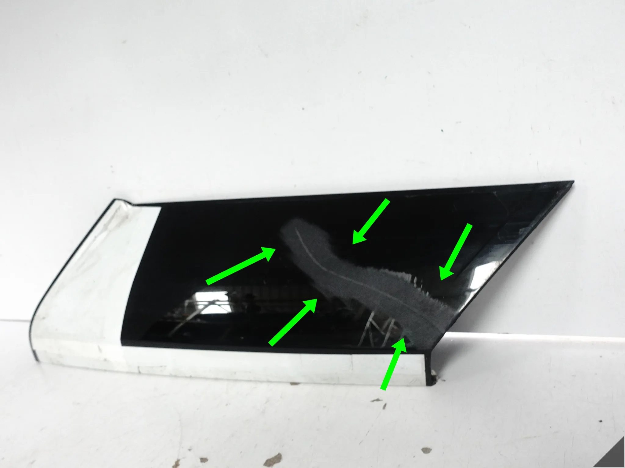 RANGE ROVER VOGUE L405 12-21 LISTWA OSŁONA NAKŁADKA POSZYCIE SŁUPKA D LEWA ae1652c6d446e1e41f304d83e10ba582