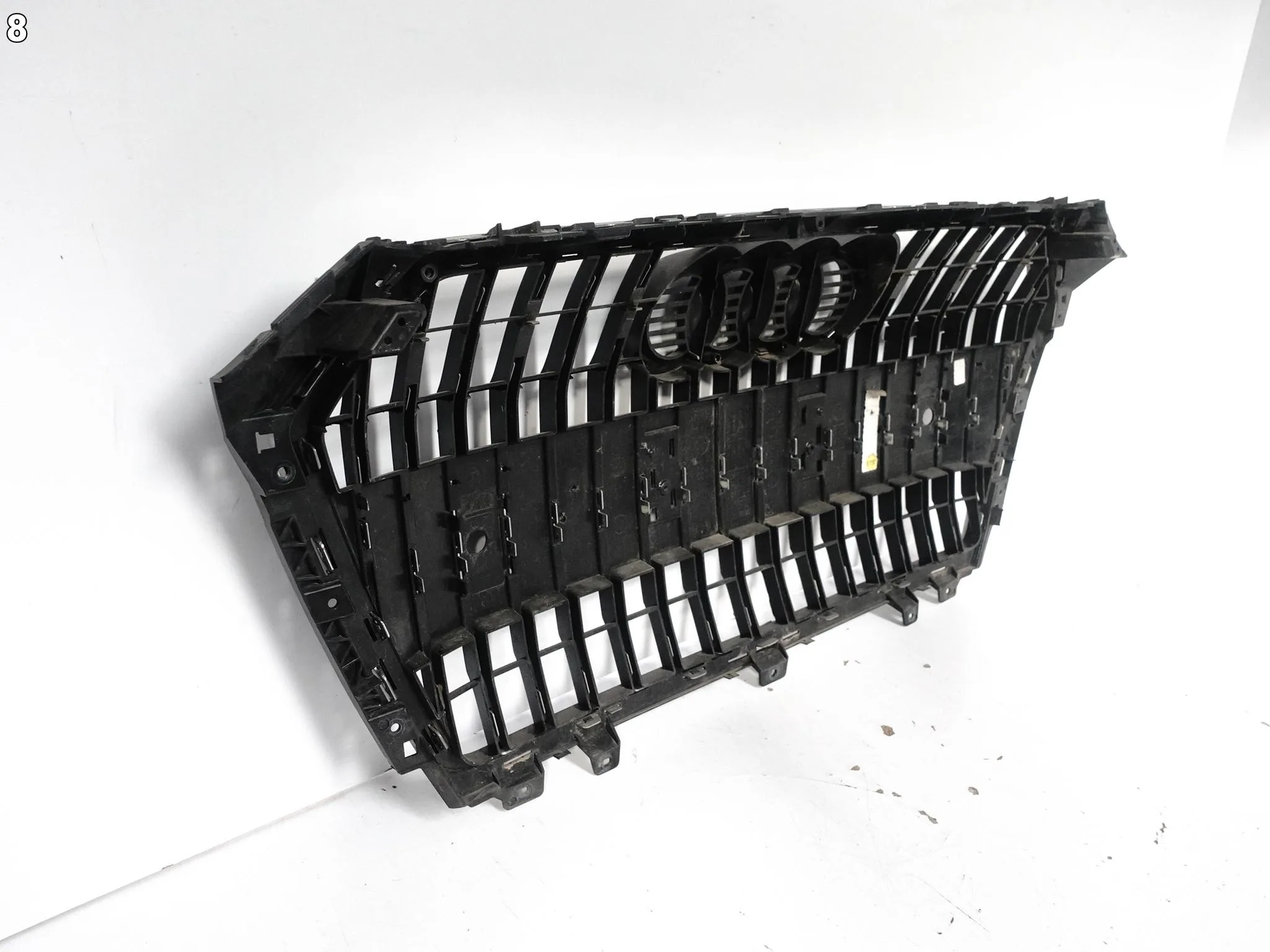 AUDI A4 ALLROAD B9 8W0 15-19 GRILL ATRAPA KRATKA W ZDERZAK PRZÓD 43bda1093c33696ecd1f259c62ecc5b5