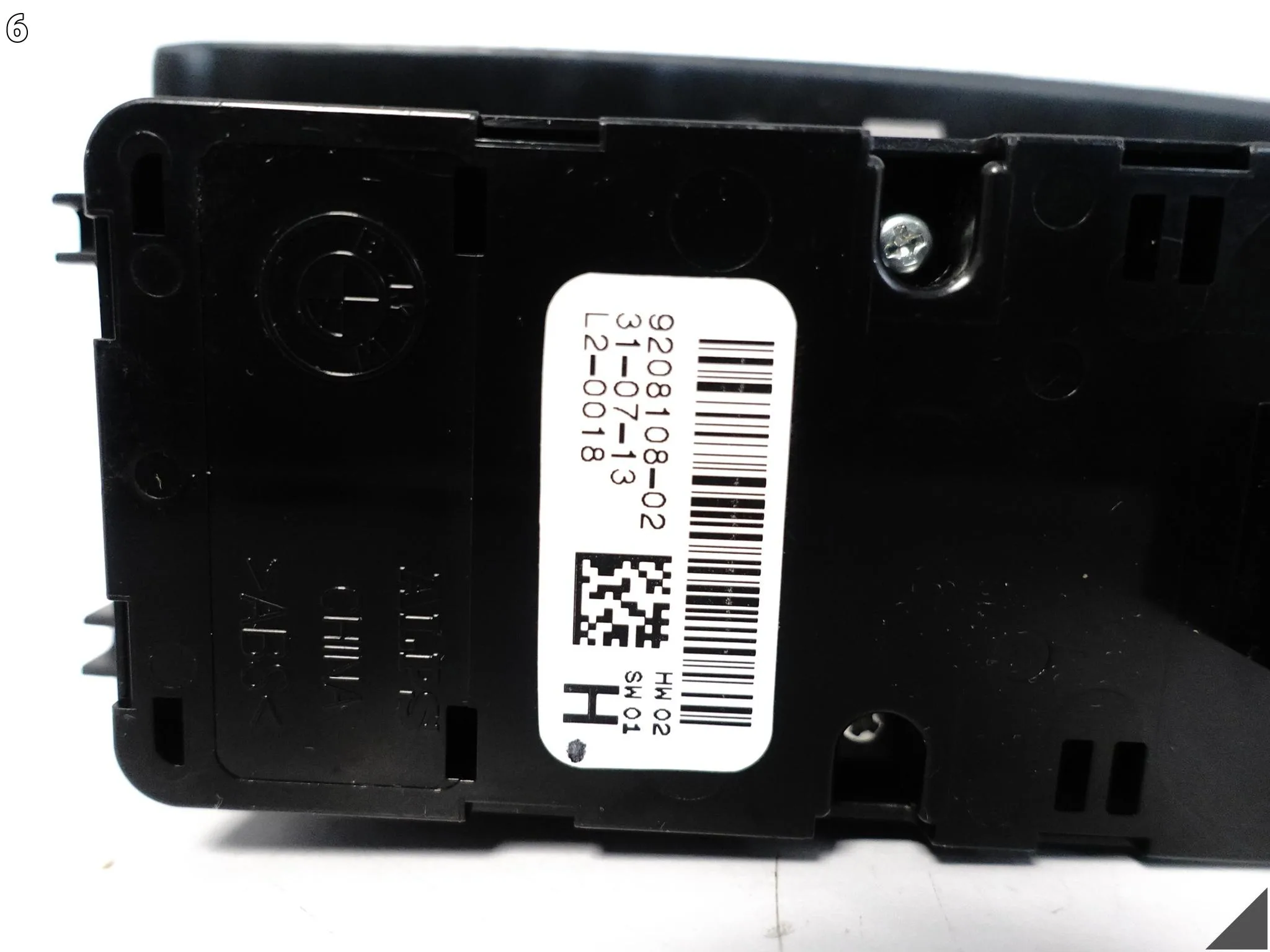 BMW F20 F45 F30 F36 F06 F48 F25 F26 F15 F16 PRZEŁĄCZNIK SZYB DRZWI PRZÓD L 68c1377712a681d92d3983e567f9cd84
