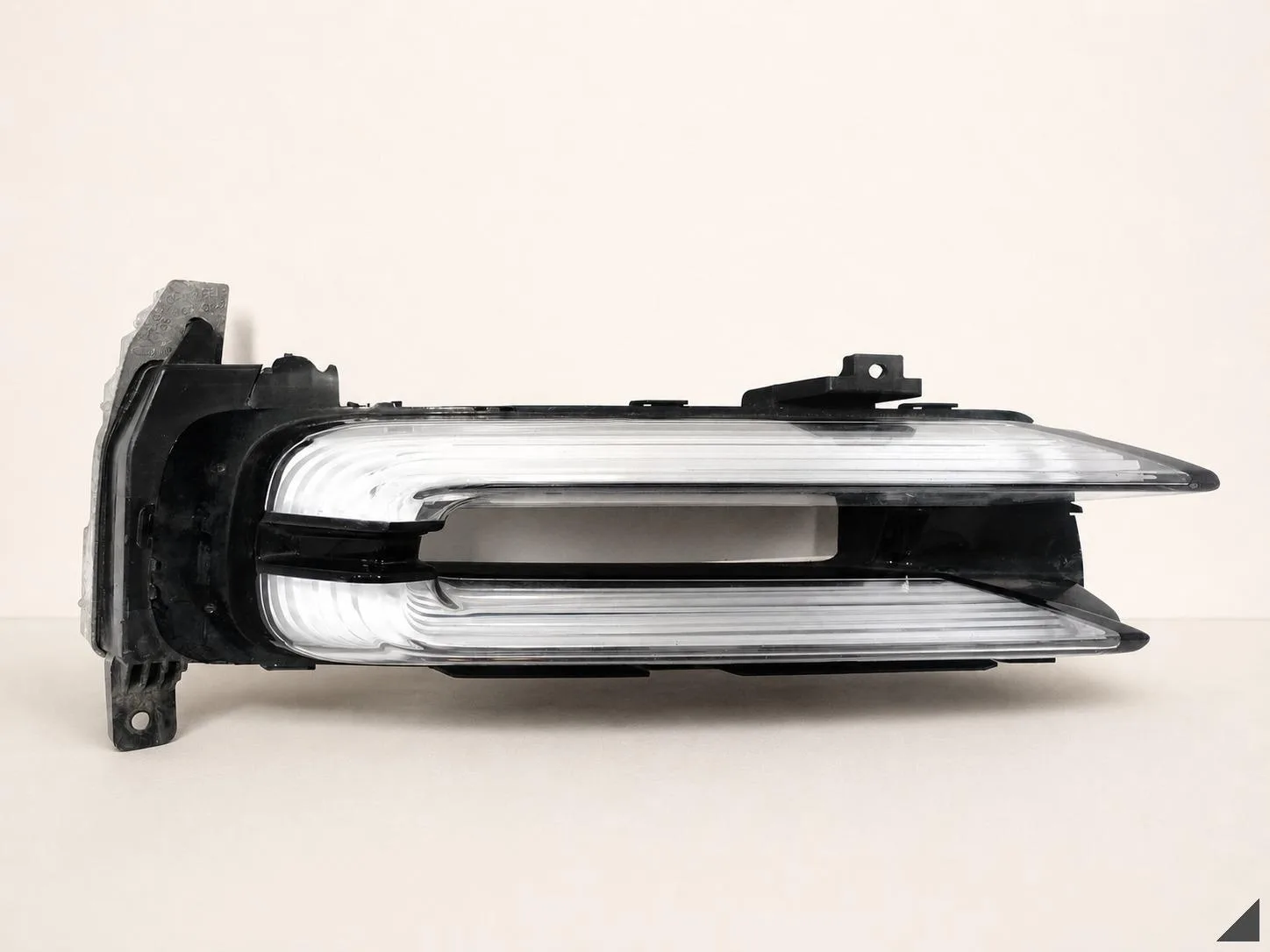 PORSCHE PANAMERA 971 TURBO LIFT 21-24 LAMPA LED DRL KIERUNKOWSKAZ PRZÓD R 1625bce16cc30960e54eed3de49b197f