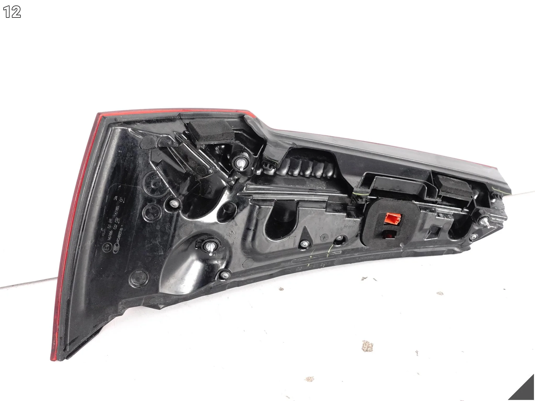 AUDI Q5 II 80A FY 16-20 LAMPA LED W KLAPĘ BAGAŻNIKA LEWA TYŁ EU 9975431d1408a8d878f8ebeac5b34d1e