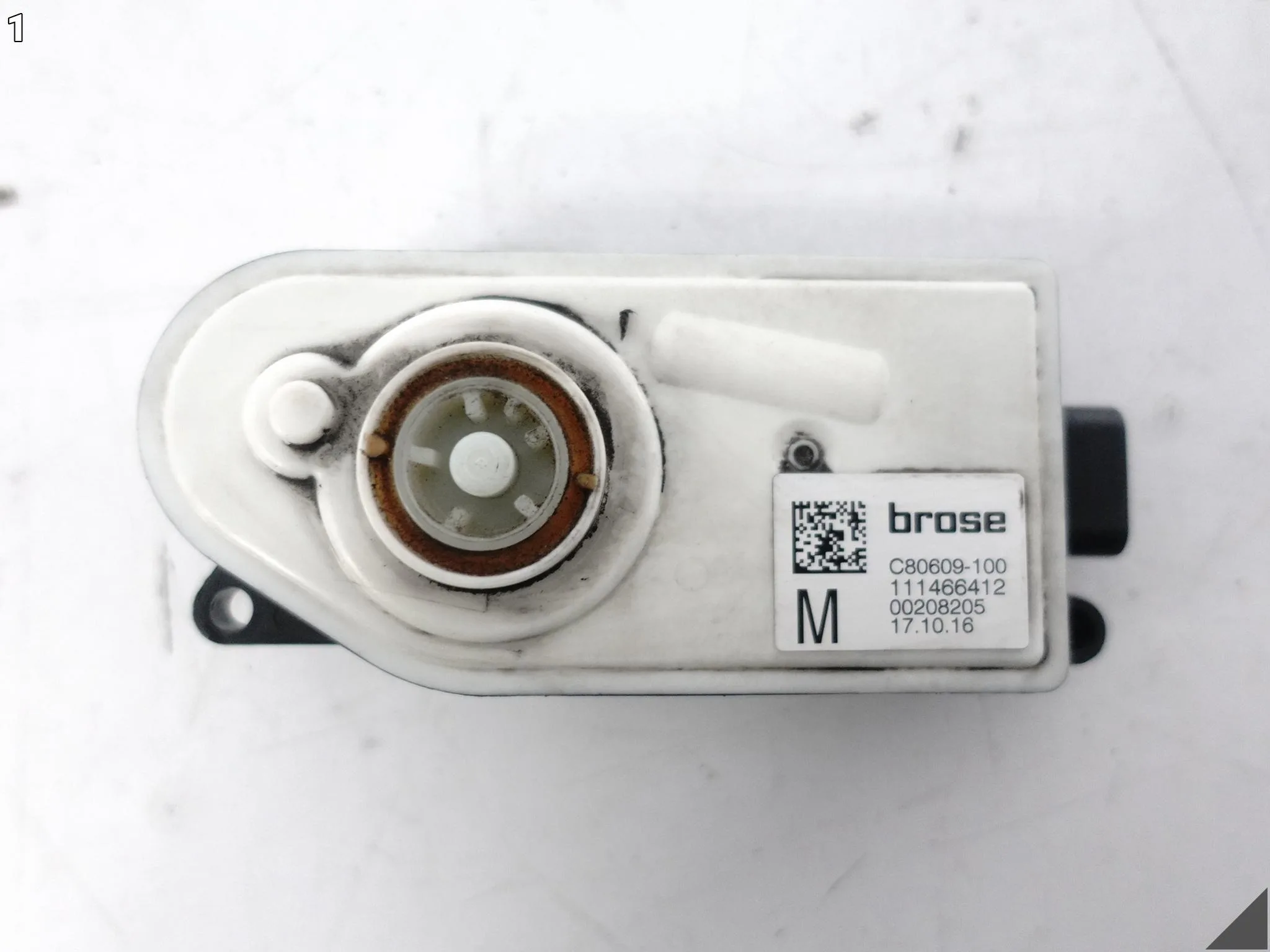 BMW 5 G31 G30 7 G11 G12 6 G32 SILNICZEK STEROWNIK AKTYWNEGO WLOTU POWIETRZA 0418feb74606a8f6e25eeae131ef99a8