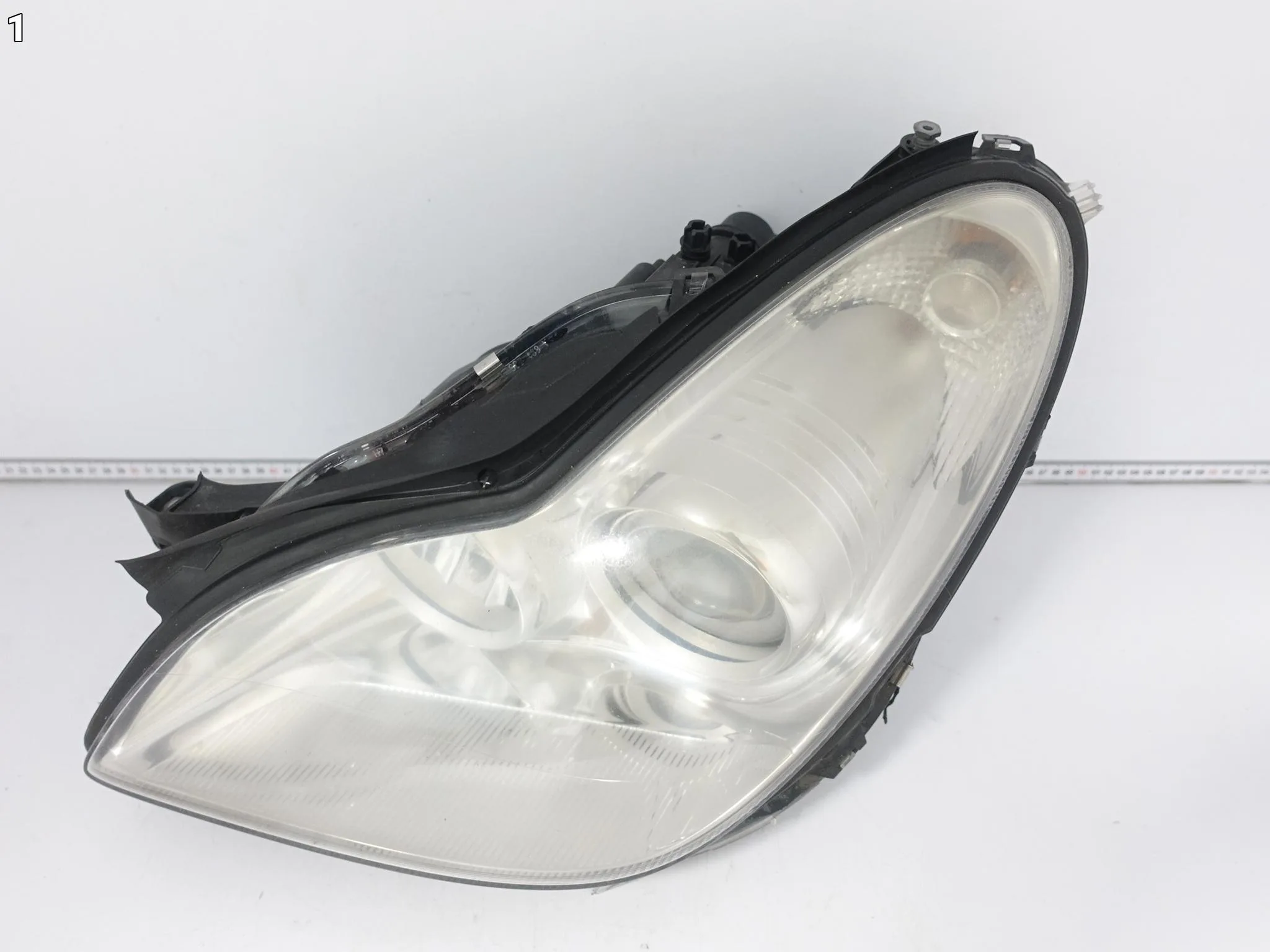 MERCEDES CLS C219 W219 04-10 XENON LAMPA LEWA PRZÓD MODUŁY EUROPA 681a4f1186bf62508ea885d4ce785e18