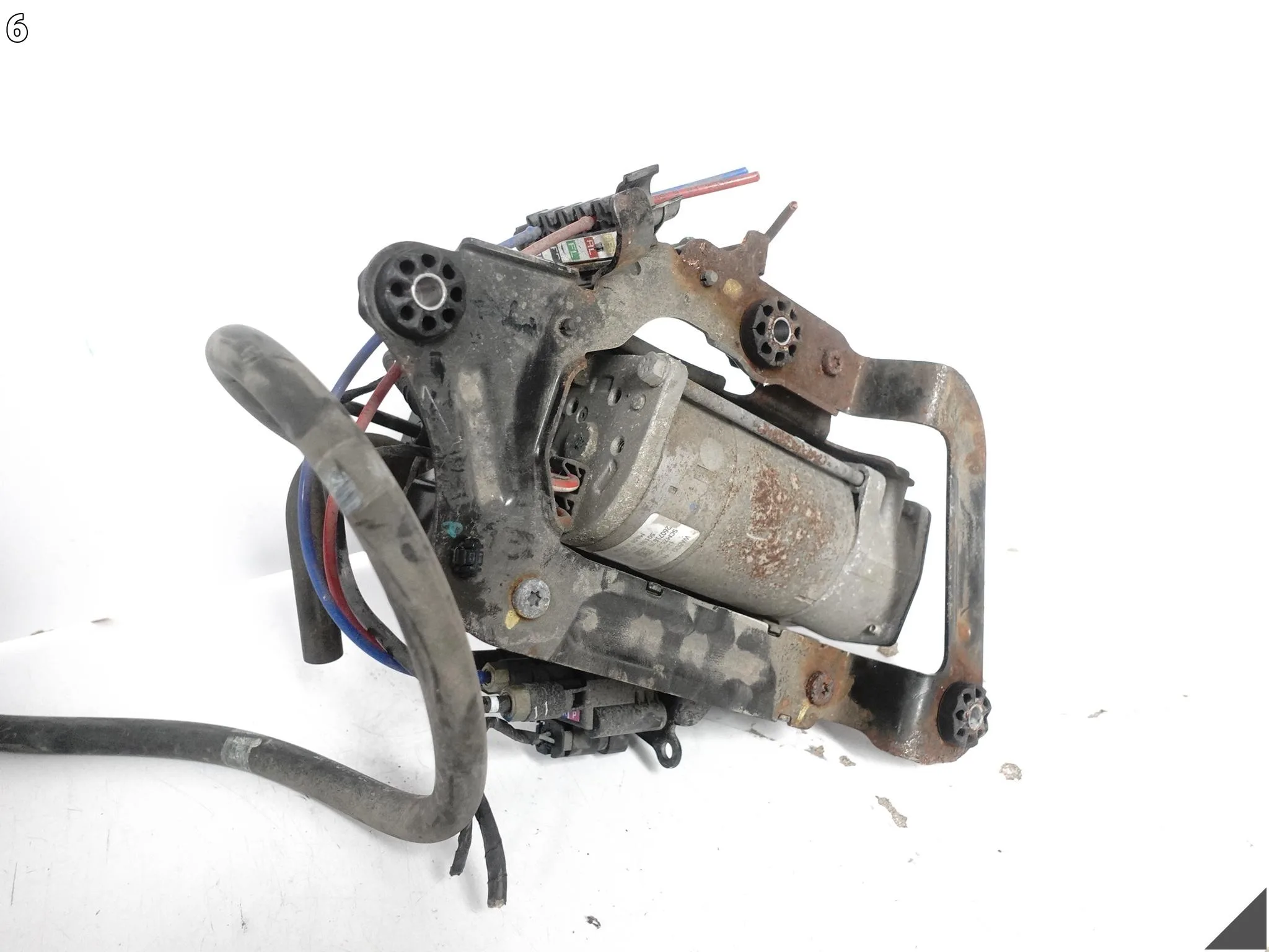 BMW 5 G31 17- KOMPRESOR ZAWIESZENIA PNEUMATYCZNEGO WABCO 2790892 130781c7295b3eeb0b613e7c2768a934