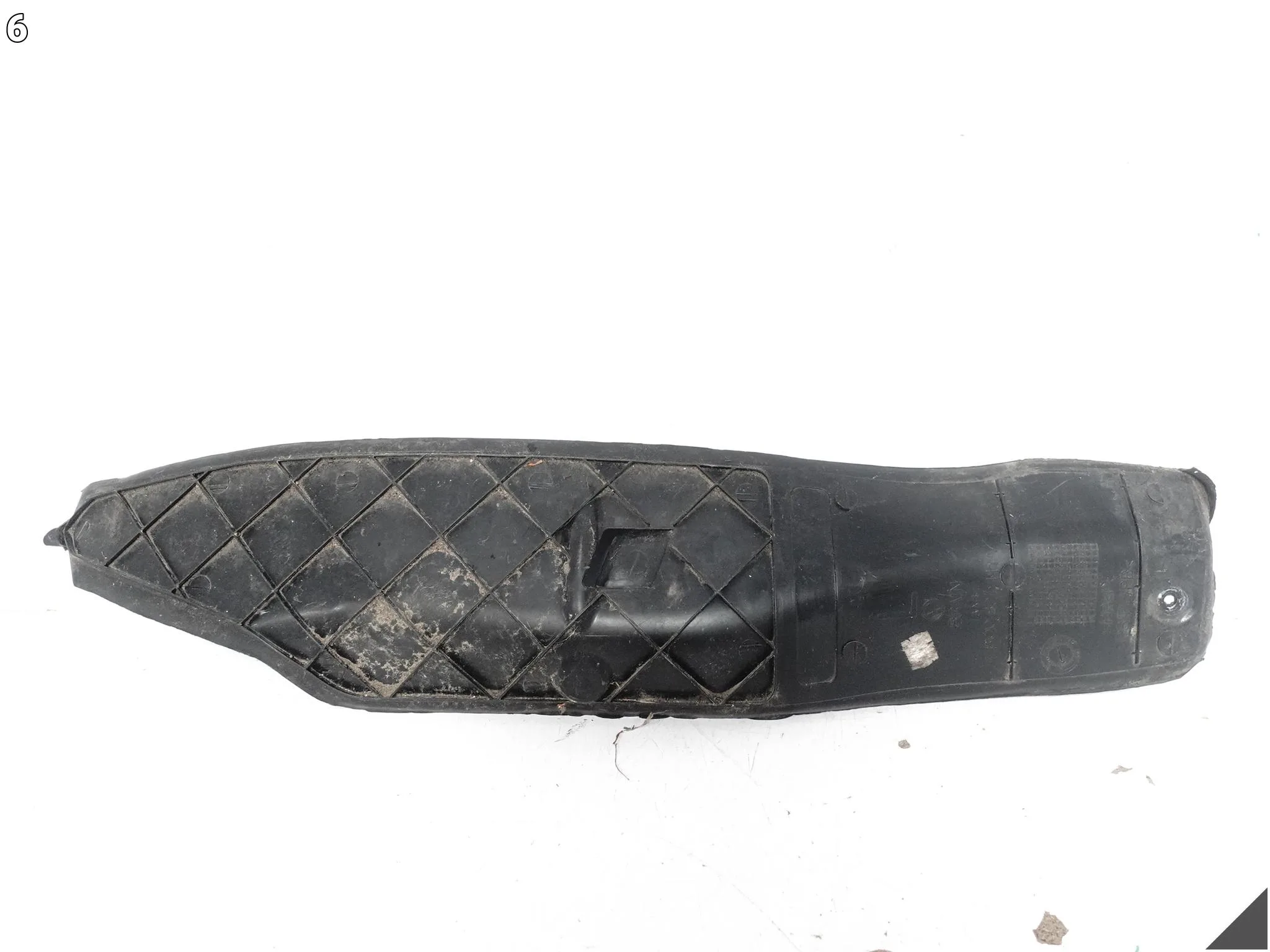 VW POLO IV 6Q0 LIFT 01-10 WYGŁUSZENIE USZCZELKA LISTWA W BŁOTNIK PRZÓD LEWE 7c7df5202f7ac06b7e32efee3d34e1e0