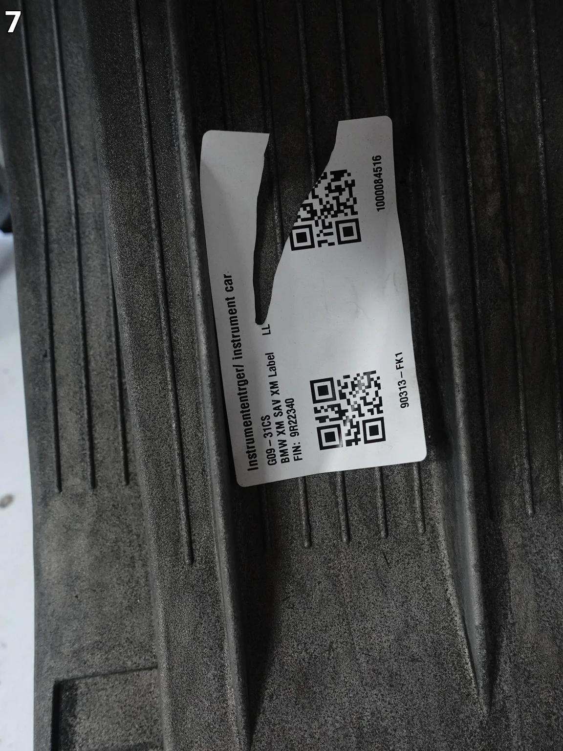 BMW XM G09 22- STELAŻ WSPORNIK KONSOLI DESKI ROZDZIELCZEJ HEAD UP HUD EU 3da65b29ea7ce4653d592ec15c3d3ead