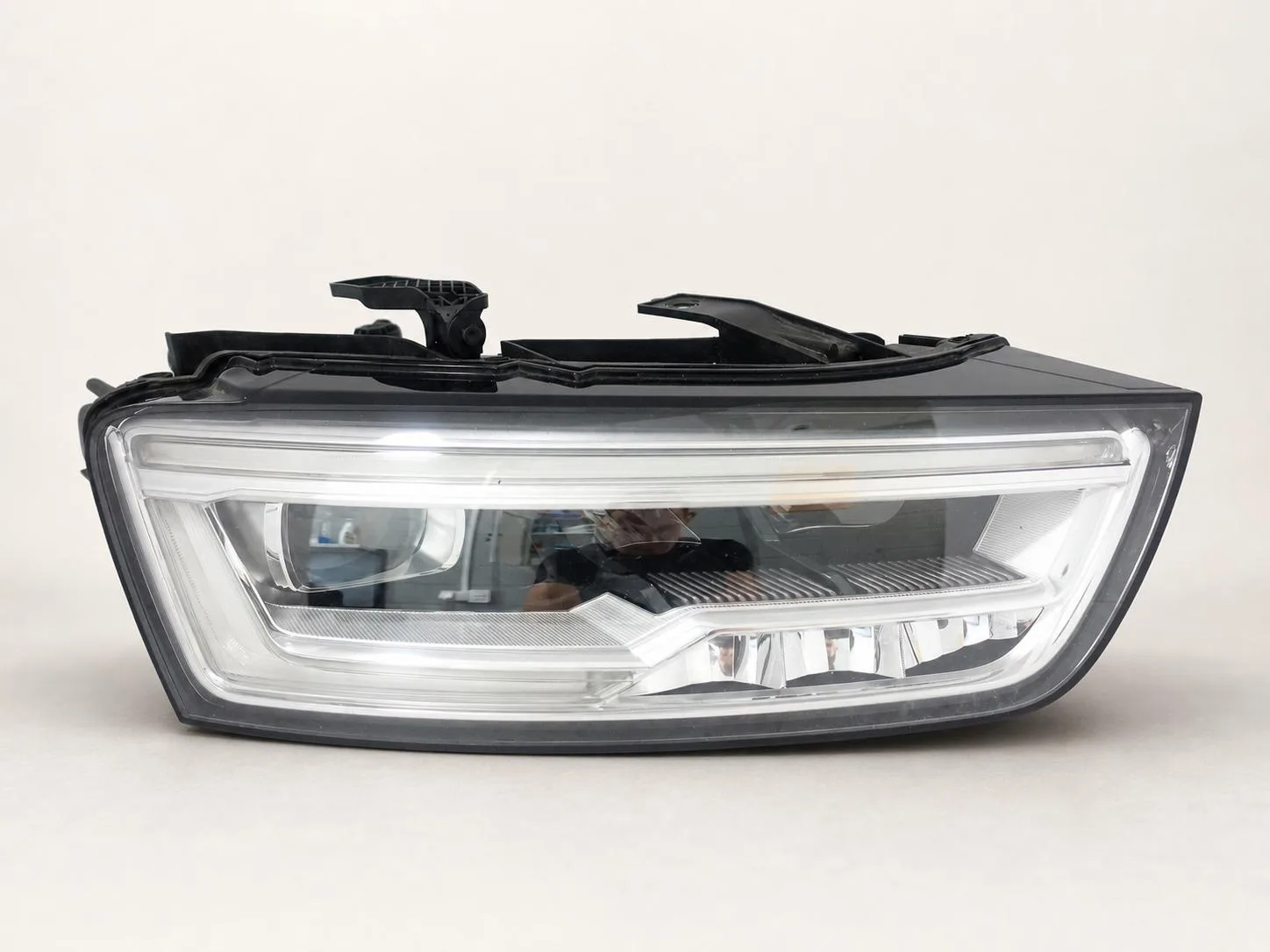 AUDI Q3 8U0 LIFT 14-18 LAMPA FULL LED PRAWA PRZÓD EUROPA 768dc8a528bd88ff1a86612b7ca73f2e