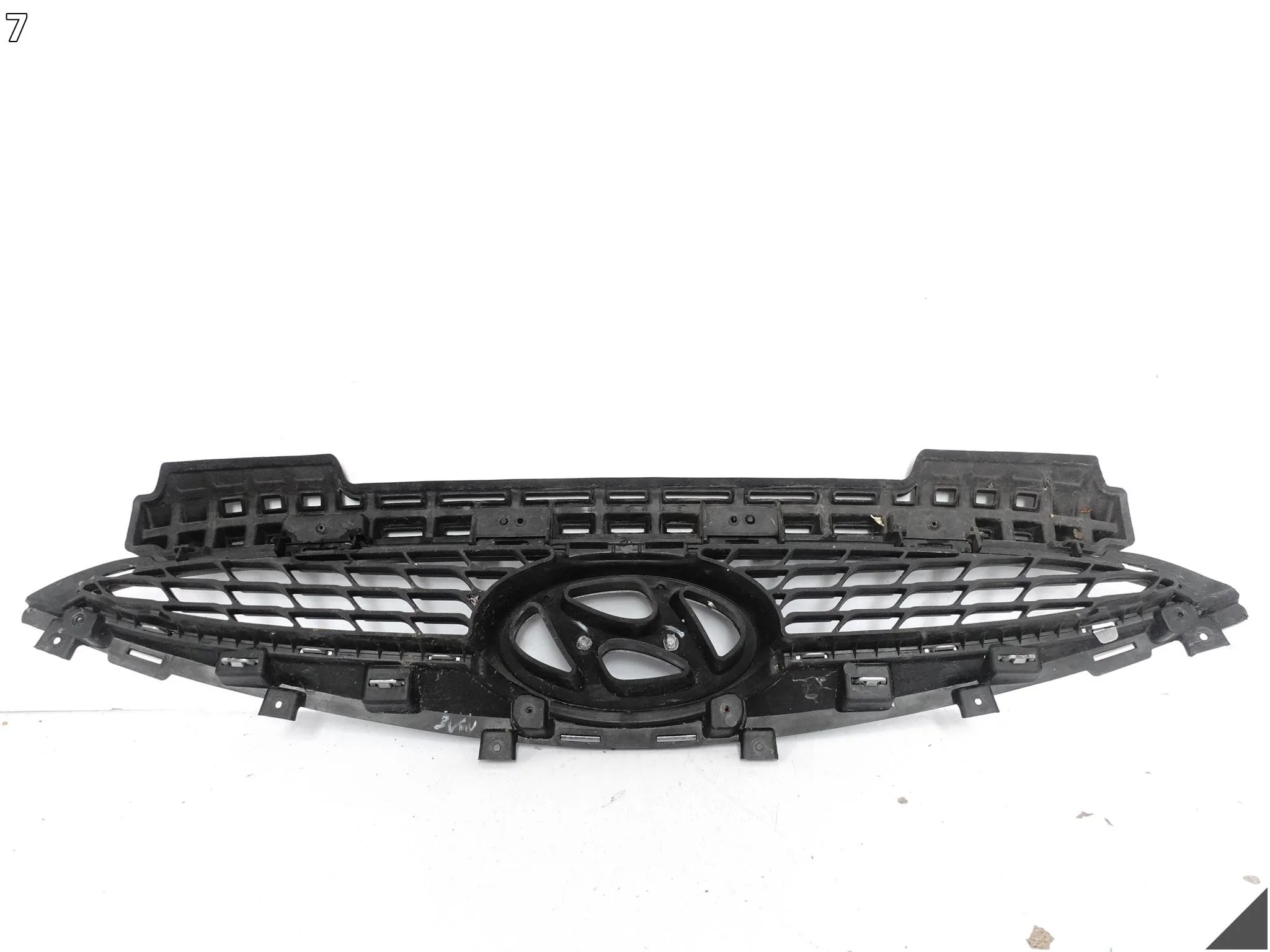 HYUNDAI iX20 10-15 GRILL ATRAPA KRATKA CHROM WLOT W ZDERZAK PRZÓD 9c76b9b8449e347b97bb07da10f2b0d3