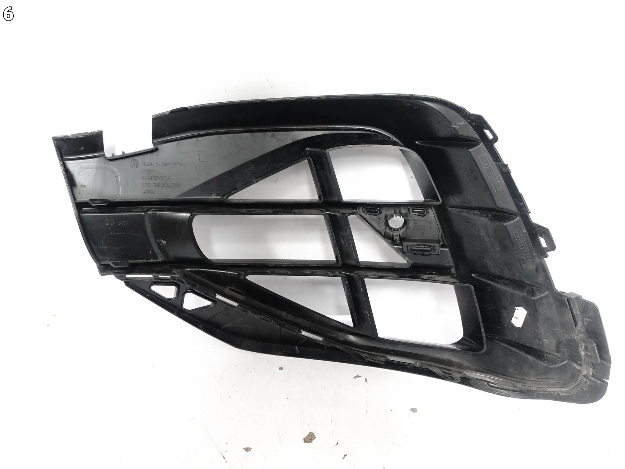 VW TIGUAN R II 2 5NA LIFT 20-24 KRATKA ATRAPA W ZDERZAK PRZÓD PRAWA ORG bf5c82446d2951a4fe1cd18ff469a454