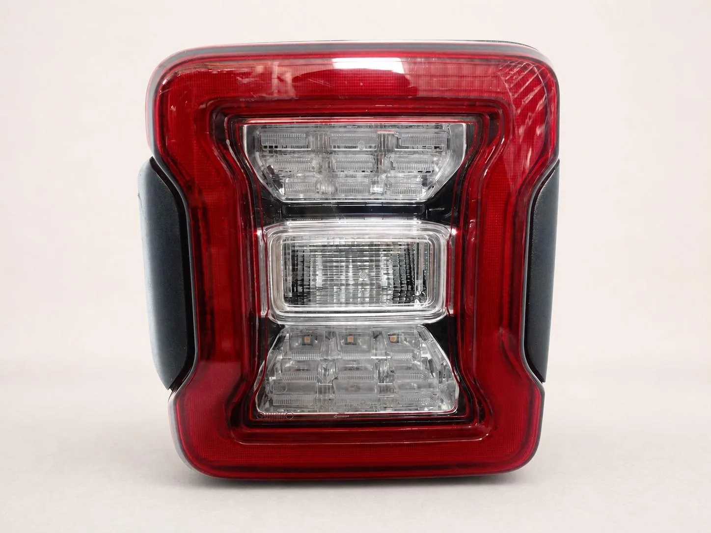 JEEP WRANGLER JL IV 4 18- LAMPA LED W BŁOTNIK TYŁ LEWA EUROPA + RADAR 504d5d2fae3fa81af2d3e3e940dd9744