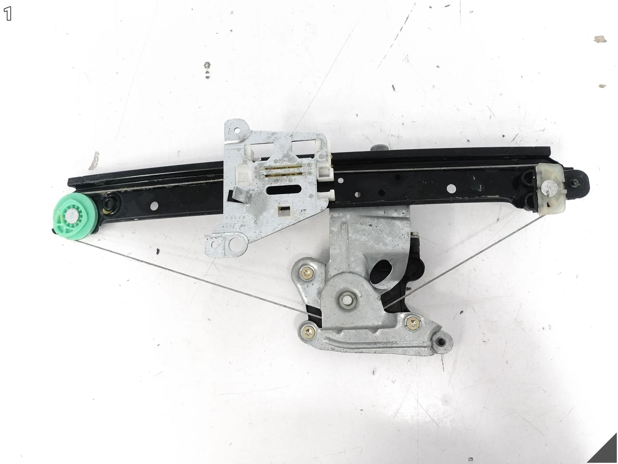 VOLVO S60 I S80 I V70 II MECHANIZM PODNOSZENIA SZYBY DRZWI TYŁ PRAWY 9d4b2d1a98898854d4f56a17773dd136