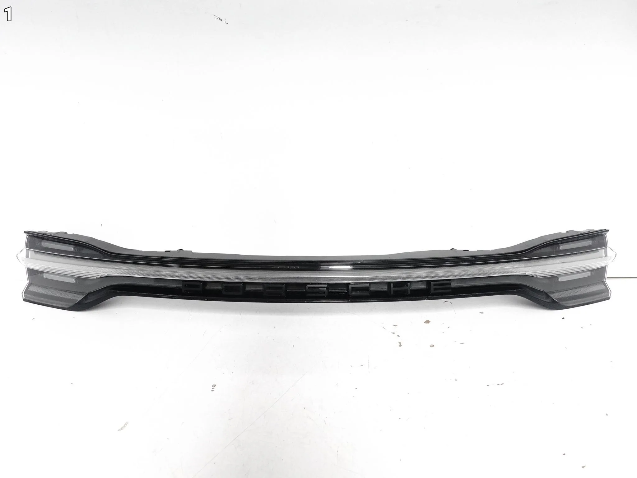 PORSCHE MACAN I 95B GTS LIFT 19-26 LAMPA LED BLENDA KLAPA TYŁ EU EXCLUSIVE b752bf431114740f2f97fa0757618dbd
