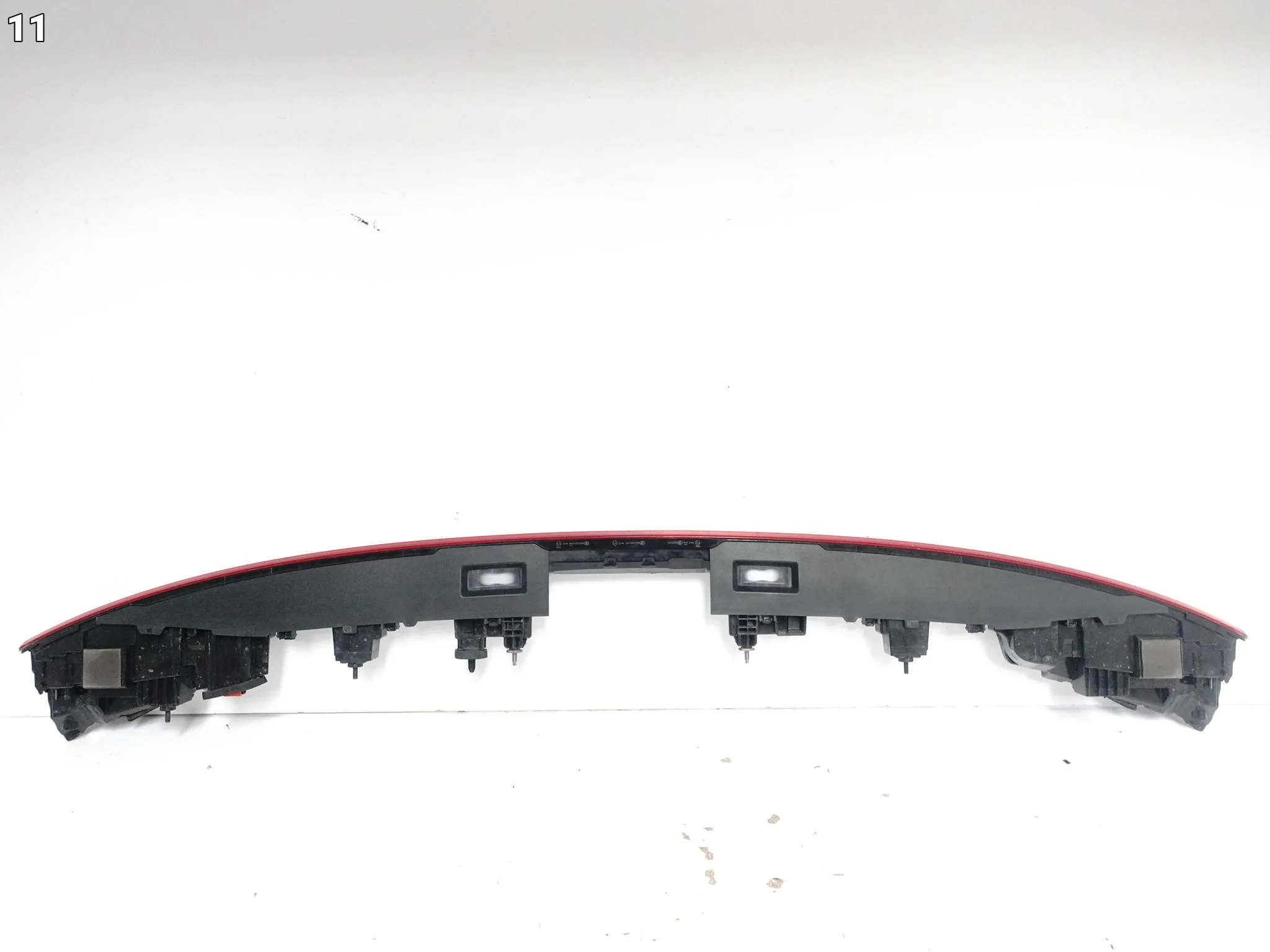 AUDI E-TRON Q8 E-TRON 4KE 18-25 LAMPA BLENDA LED TYŁ W KLAPĘ EUROPA 6f6a3b846e2ab9316379b0e7e902525e