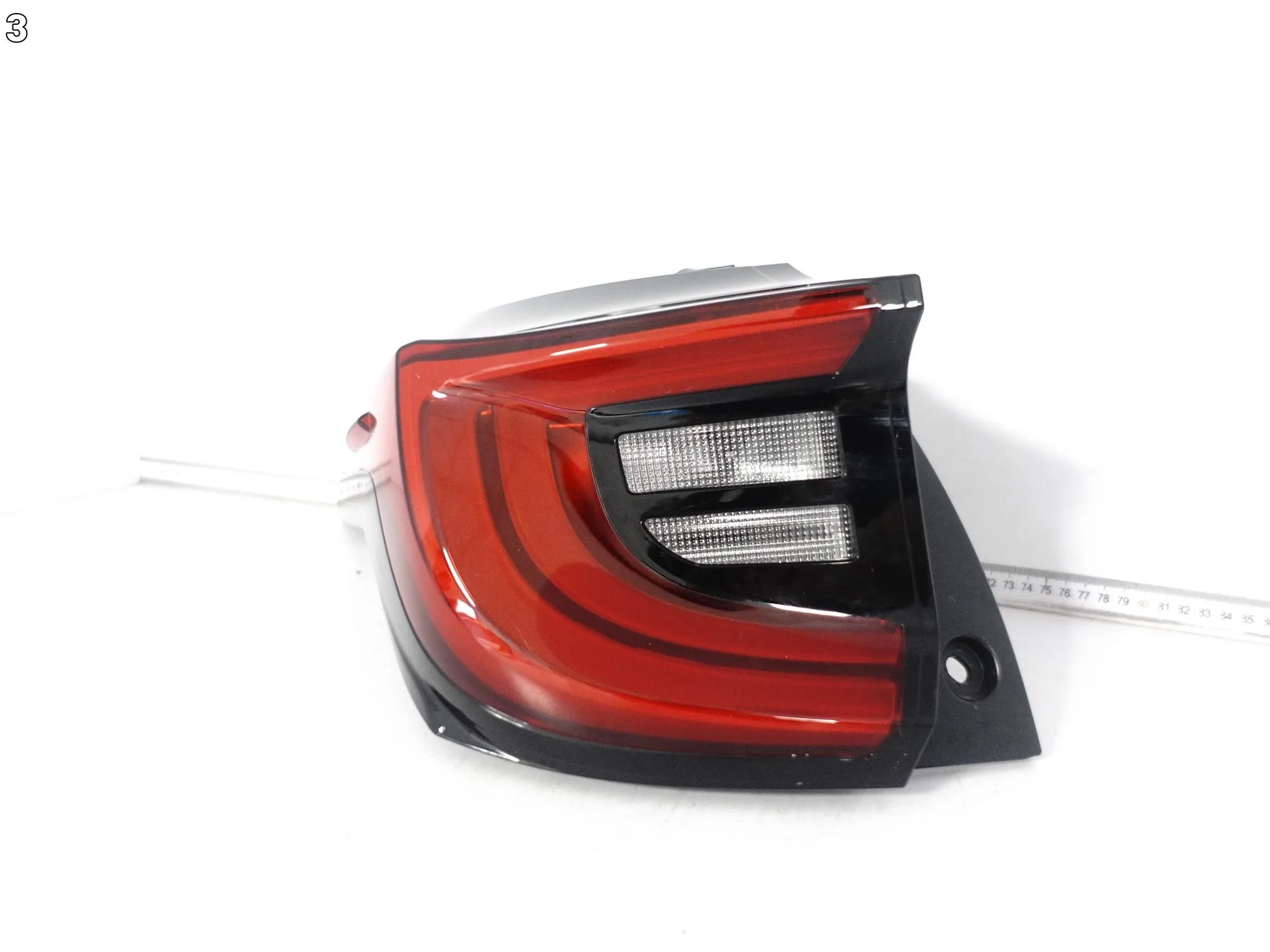 TOYOTA YARIS IV 4 XP210 20- LAMPA LED LEWA W BŁOTNIK TYŁ EUROPA 4b274c10356eaef184e369827cf62def