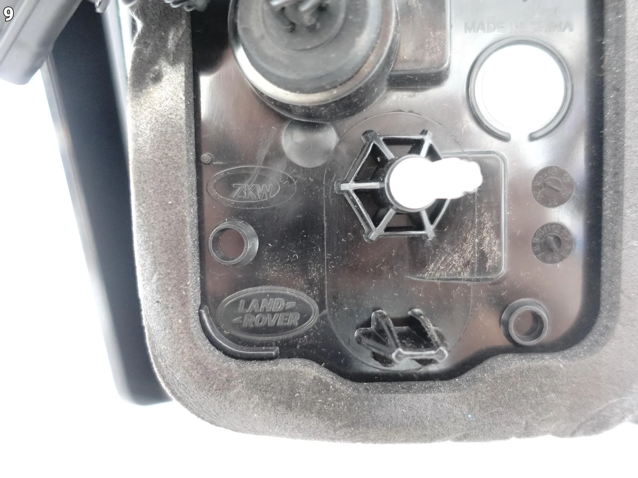 LAND ROVER DISCOVERY SPORT L550 LIFT 19- LAMPA LED W KLAPĘ TYŁ LEWA EUROPA a69efa0ab25cbb05fd44105aaf3c044d