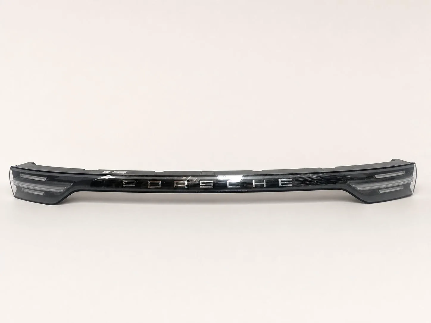 PORSCHE CAYENNE III E3 9Y0 18- LAMPA LED BLENDA KLAPA POKRYWA TYŁ EU CIEMNA ec82c1467136bfbf5e0394a819fc84a6