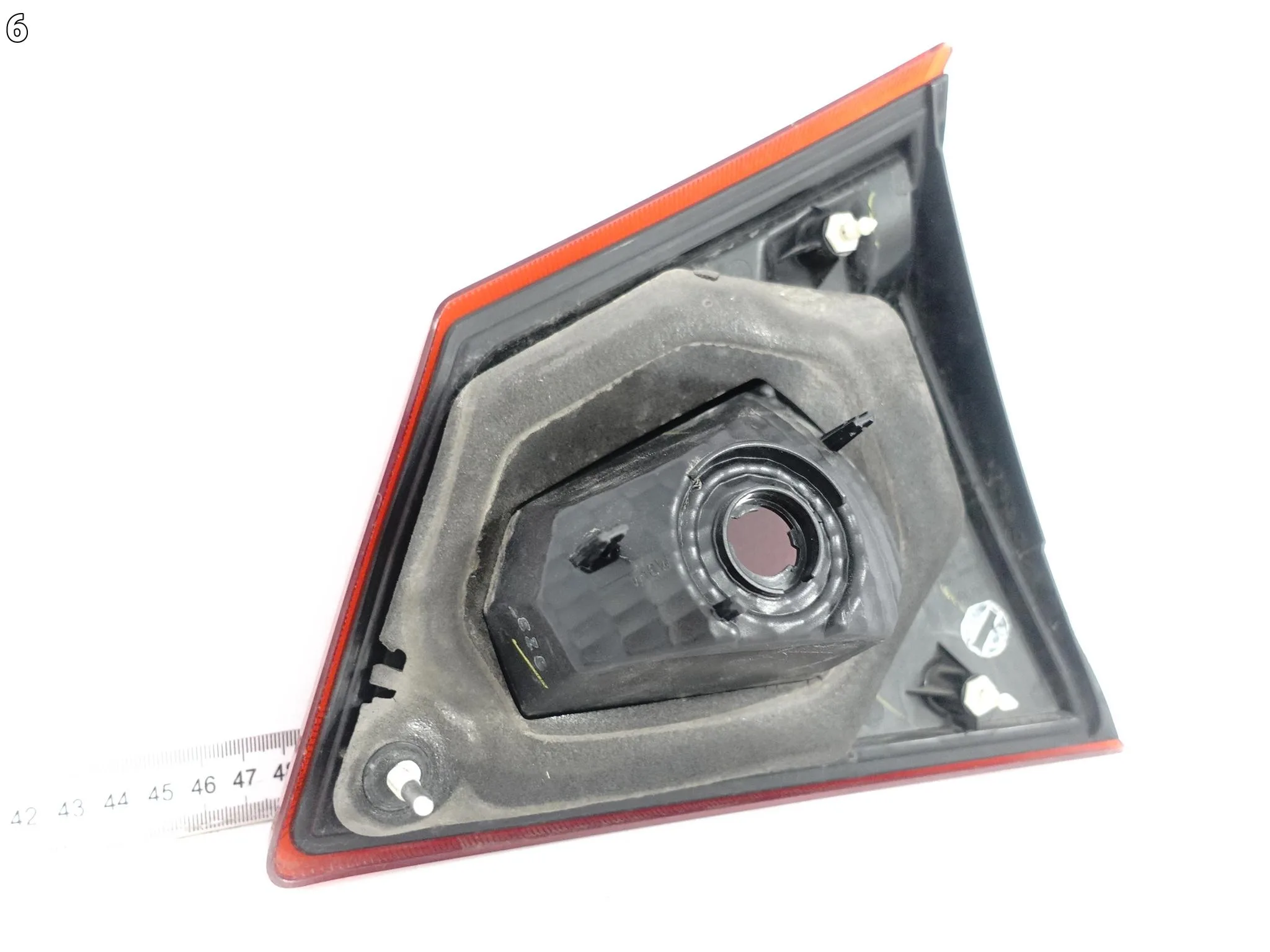 SUZUKI VITARA IV 4 III 3 LY 15-18 LAMPA W KLAPĘ LEWA TYŁ EUROPA f3fab0d85eed3aaba4504e161b78c65f