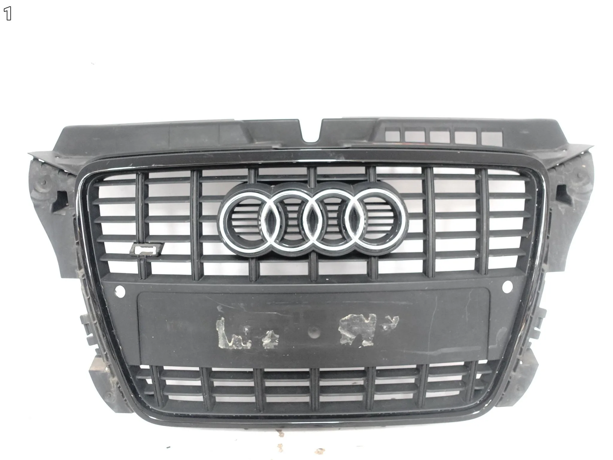 AUDI S3 8P0 SPORTBACK LIFT 08-13 GRILL ATRAPA KRATKA W ZDERZAK PRZÓD PDC e55c31214ecd3f14eaf001ded756a75c