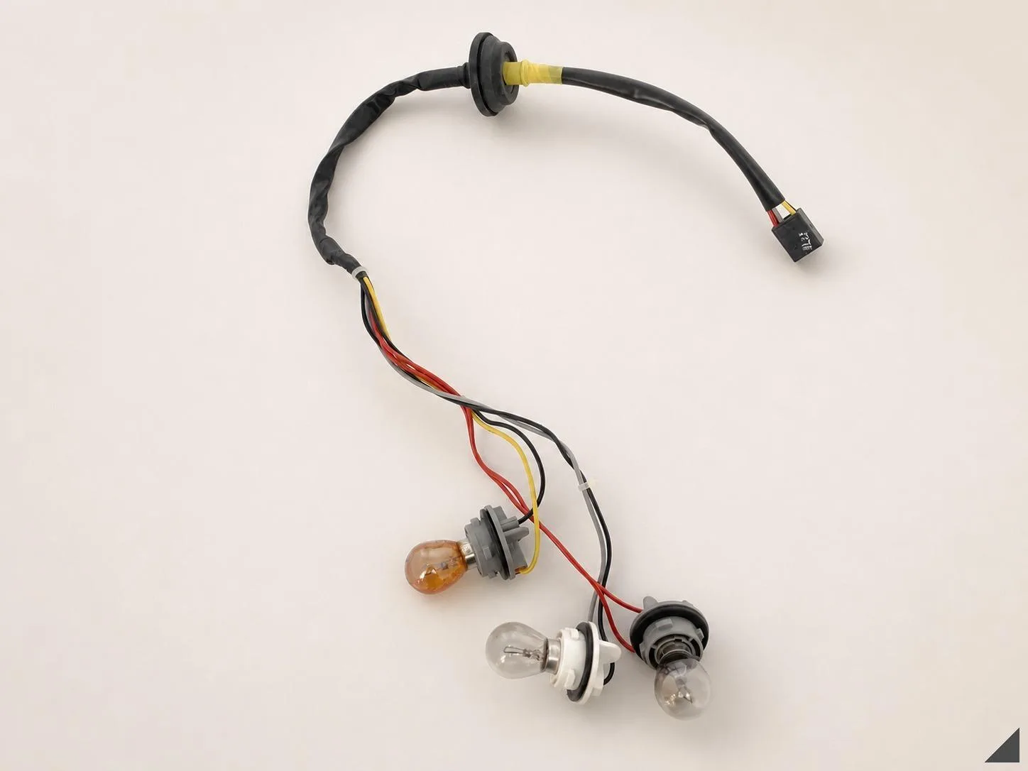 CHEVROLET AVEO T300 11- WIĄZKA INSTALACJA GNIAZDO ŻARÓWKI LAMPA TYŁ 2786deed9faf27856fd3040ea53392dd
