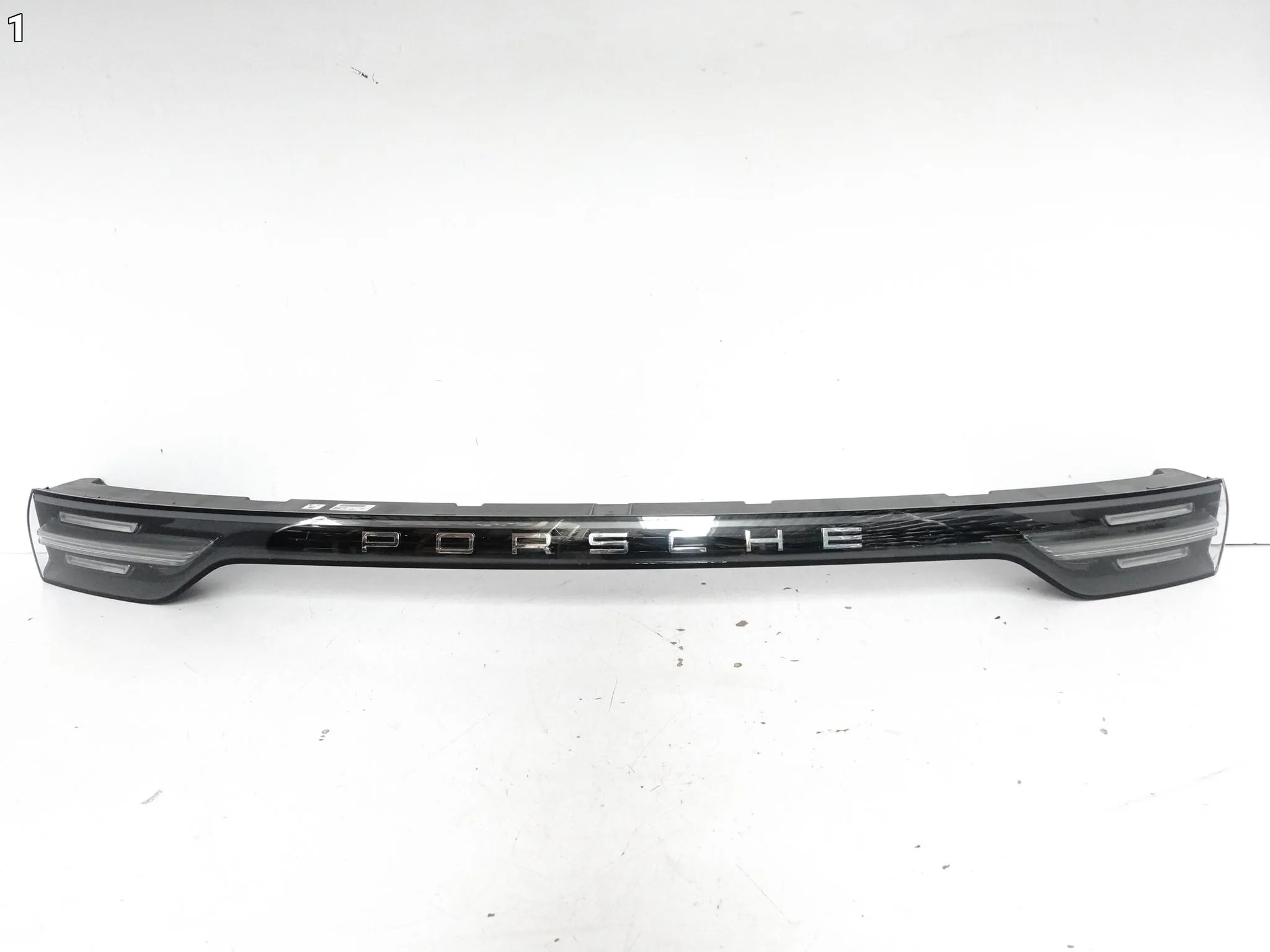 PORSCHE CAYENNE III E3 9Y0 18- LAMPA LED BLENDA KLAPA POKRYWA TYŁ EU CIEMNA c6925989aa4e78613a64aa0ba5702fb7