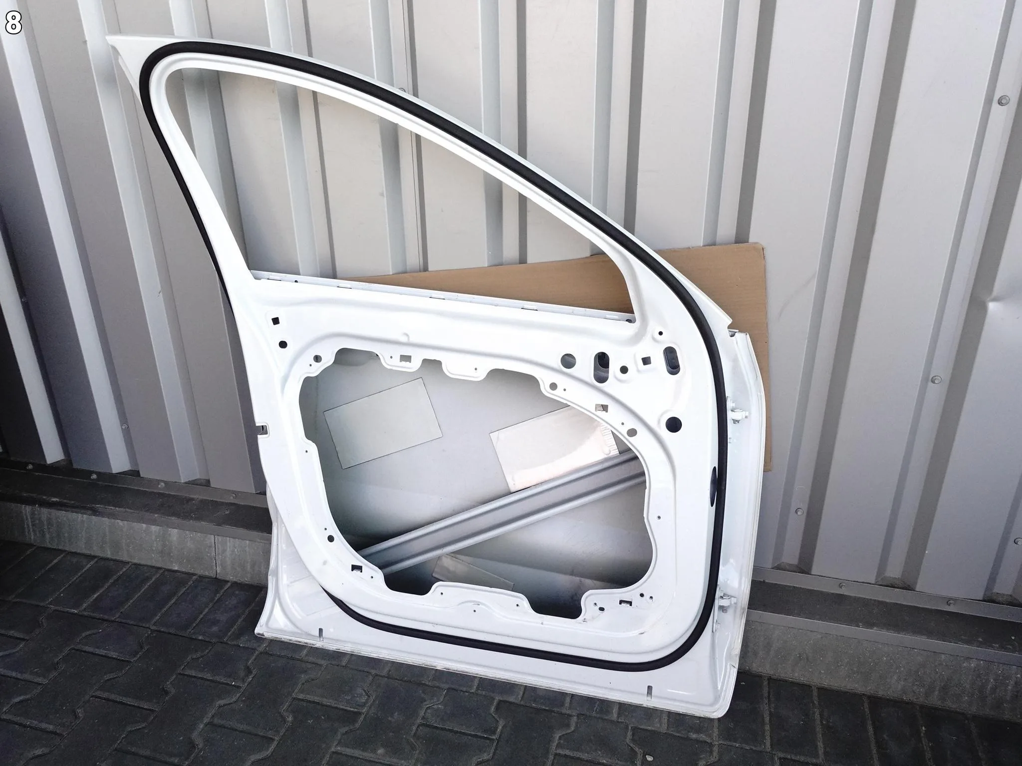 VOLVO XC60 II 2 (2 GENERACJA) 17- LIFT DRZWI DOOR LEWE PRZÓD B.ŁADNE 664c59a71baefff14ebe4ad8a60bf16e