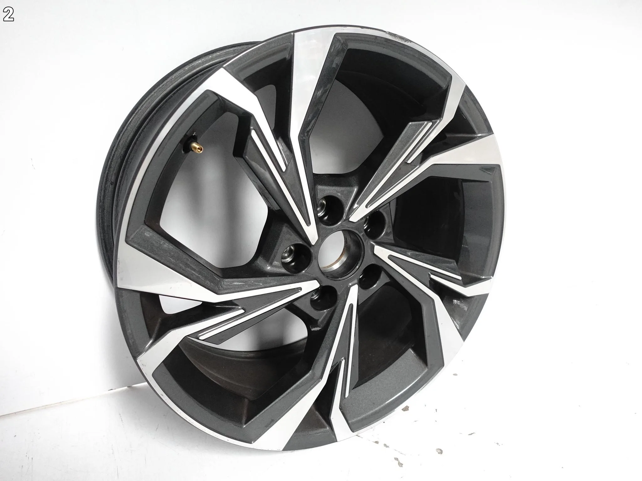 AUDI S3 A3 S-LINE 8Y0 FELGA ALUMINIOWA ALUFELGA 8Jx18 ET46 5×112 8Y0601025H 6cc5ed0e6c4defbd7f1dd270e02a9599
