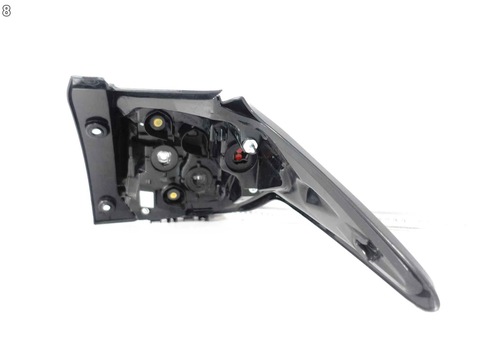 TOYOTA YARIS IV 4 XP210 20- LAMPA LED LEWA W BŁOTNIK TYŁ EUROPA b0a8ebceb07c38f296bcd60a2b9b0b6a