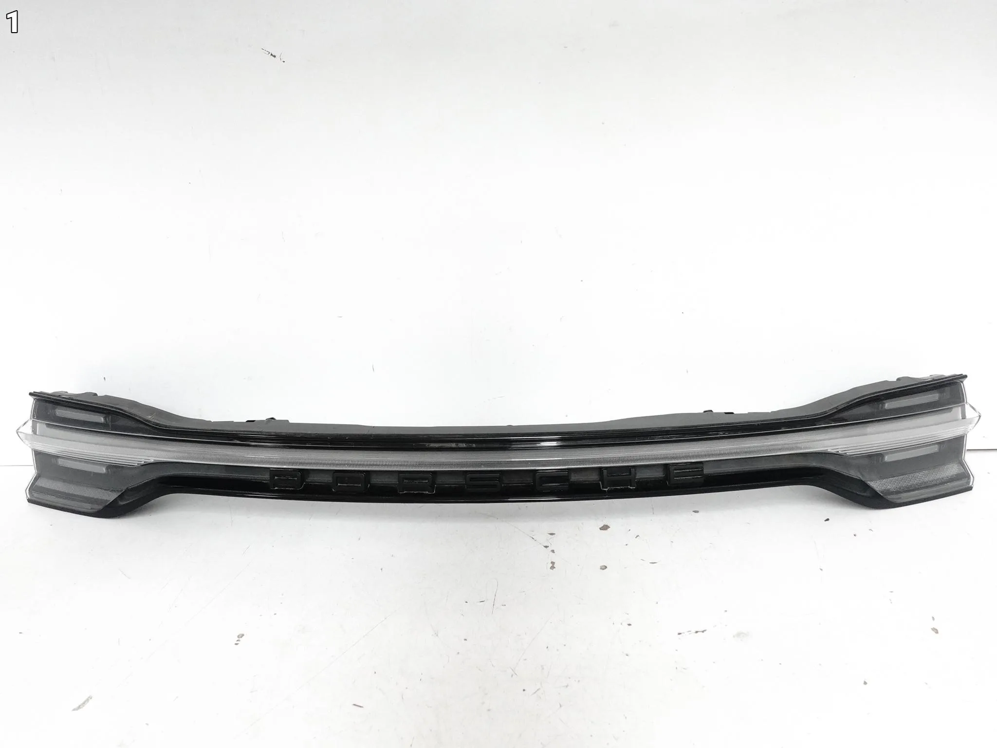 PORSCHE MACAN I 95B GTS LIFT 19-26 LAMPA LED BLENDA KLAPA TYŁ EU EXCLUSIVE 5b32a6ba3eb3c6d9d2aef3c37be56e9c