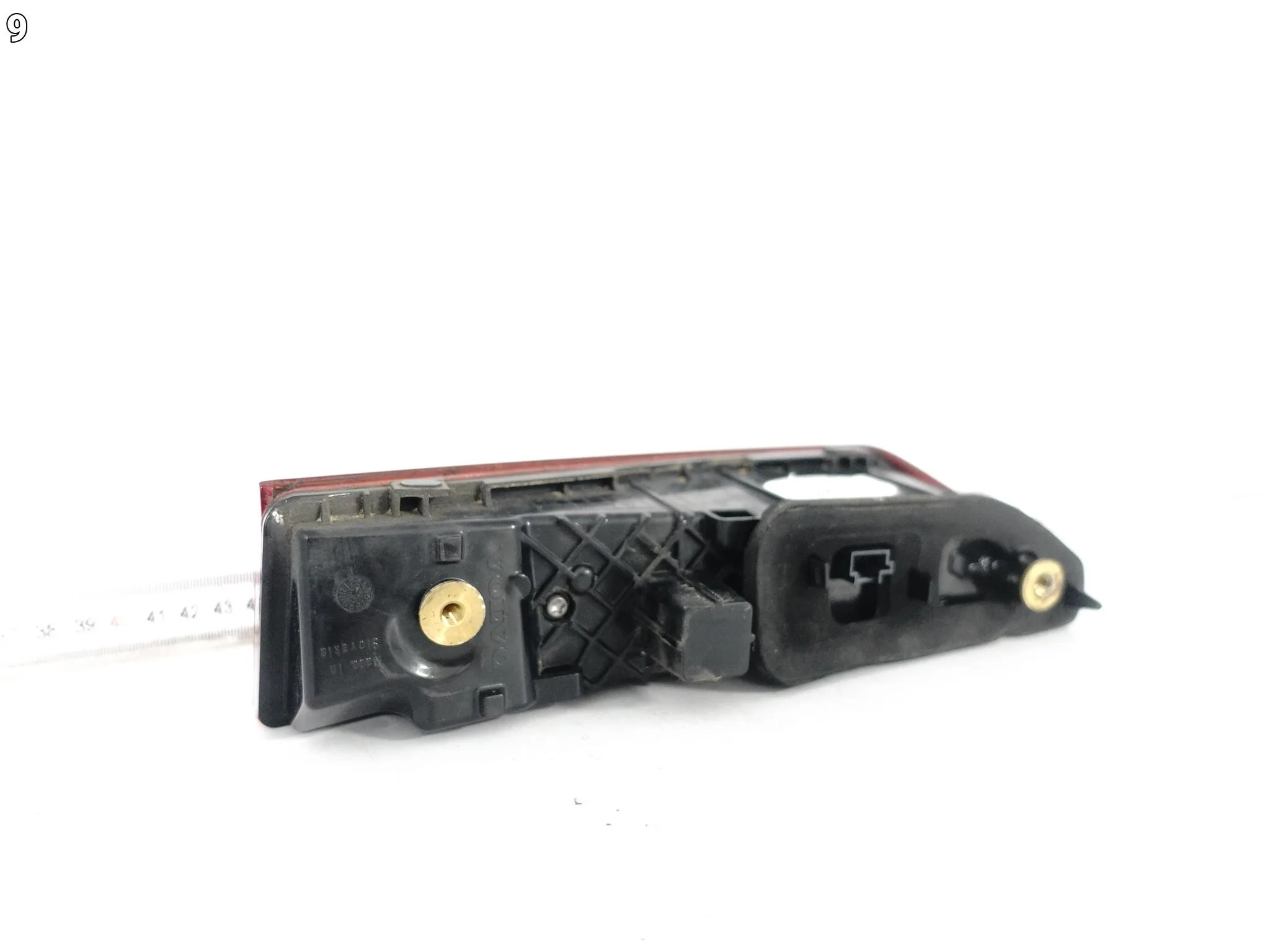 VOLVO XC60 II 2 (2 GENERACJA) 17- LIFT LAMPA LED LEWA W KLAPĘ TYŁ EUROPA cac2e8b21391f7d17ed552dab54bd03e