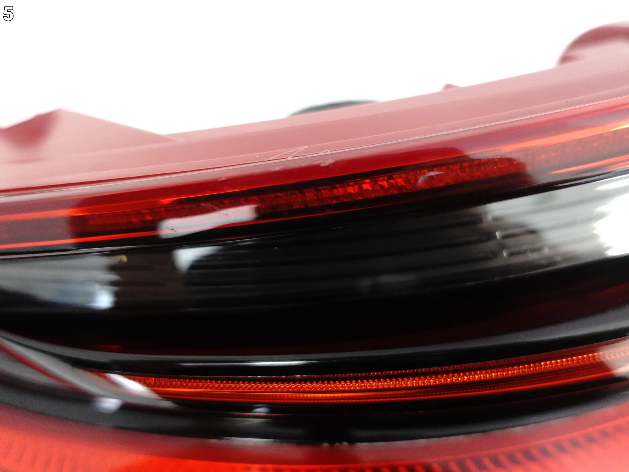 PORSCHE MACAN 95B 14-18 LAMPA LED W BŁOTNIK TYŁ LEWA EUROPA e0371af1d263524dd48b2237c5e9c899