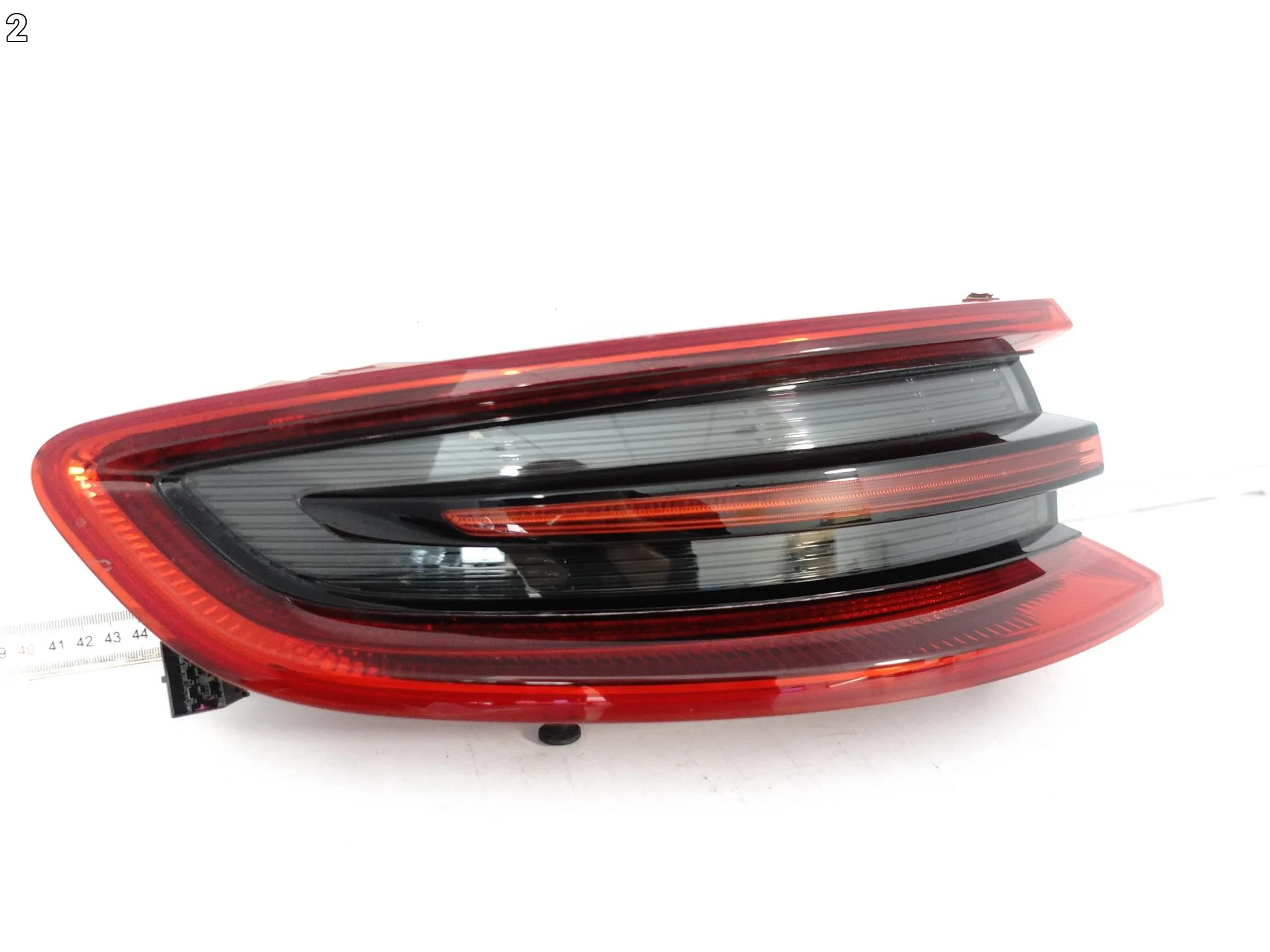 PORSCHE MACAN 95B 14-18 LAMPA LED W BŁOTNIK TYŁ LEWA EUROPA 041b895c23ab8ab5c2cb0e8d7a867178