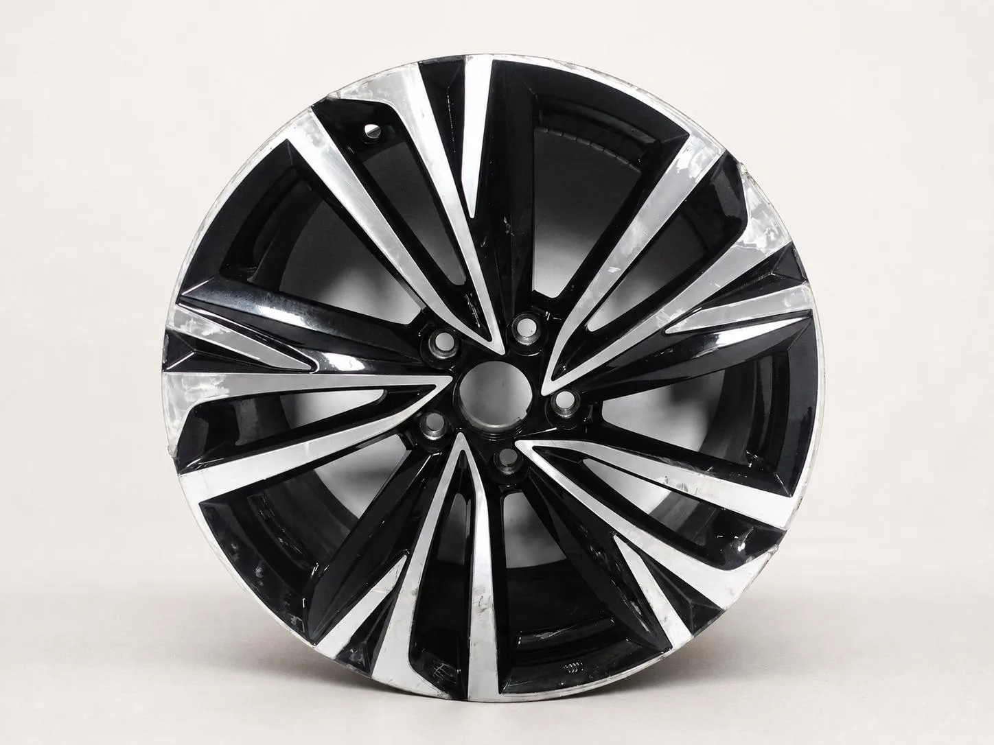 LEXUS LBX AY10 23- FELGA ALUMINIOWA ALUFELGA 7Jx18 ET40 5×114,3 3528f53bc59345b6658f461747b5bb78