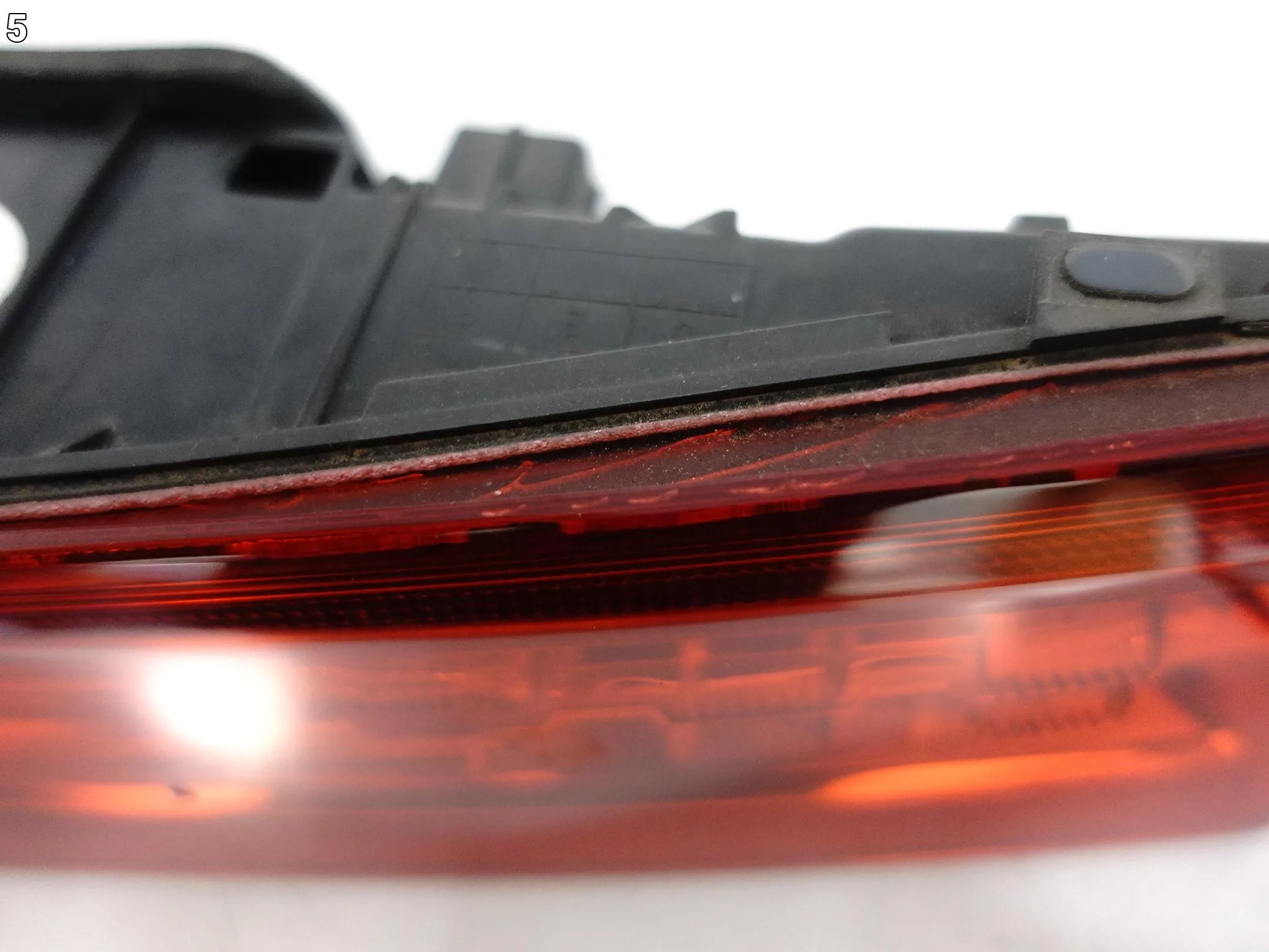 VOLVO XC60 II 2 (2 GENERACJA) 17- LIFT LAMPA LED LEWA W KLAPĘ TYŁ EUROPA a3eaa700502ee27dac814767ce2bb015