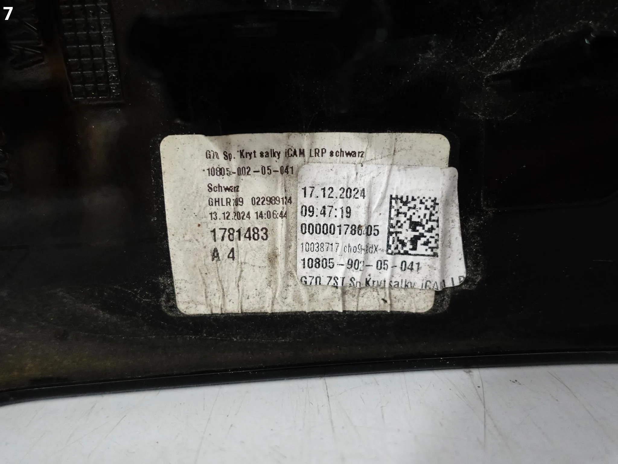 BMW 5 G60 G61 7 G70 22- OBUDOWA DOLNA POD KAMERĘ OSŁONA LUSTERKO PRAWE 9c68c40e7d82b824653b7e0a06c23f3d