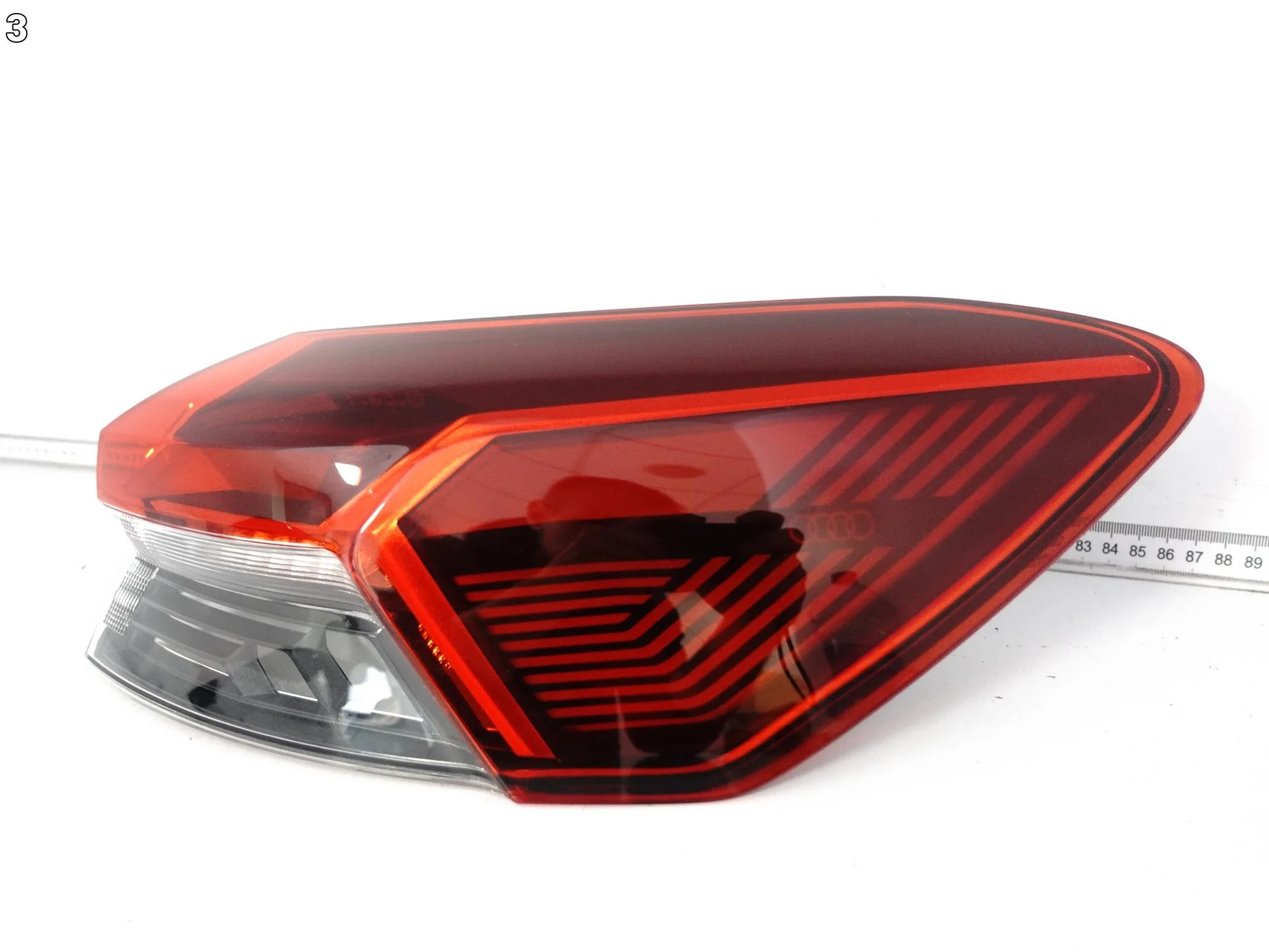 AUDI Q4 E-TRON SPORTBACK 89A 21- LAMPA LED HIGH W BŁOTNIK TYŁ PRAWA EUROPA 009064c6e870af8d69f66dfbad361764