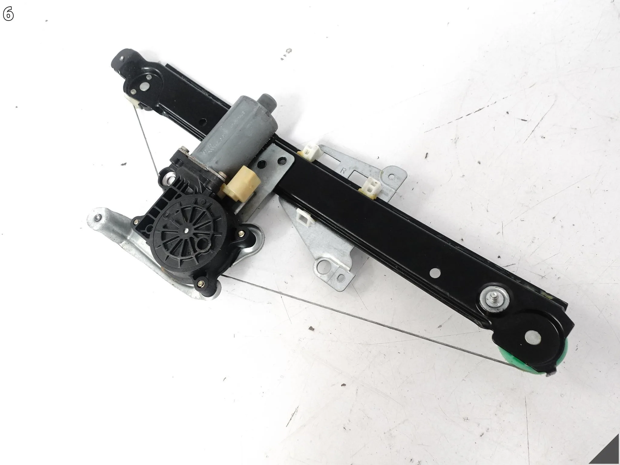 VOLVO S60 I S80 I V70 II MECHANIZM PODNOSZENIA SZYBY DRZWI TYŁ PRAWY a28936b990078149f082fefb4ad1e82b