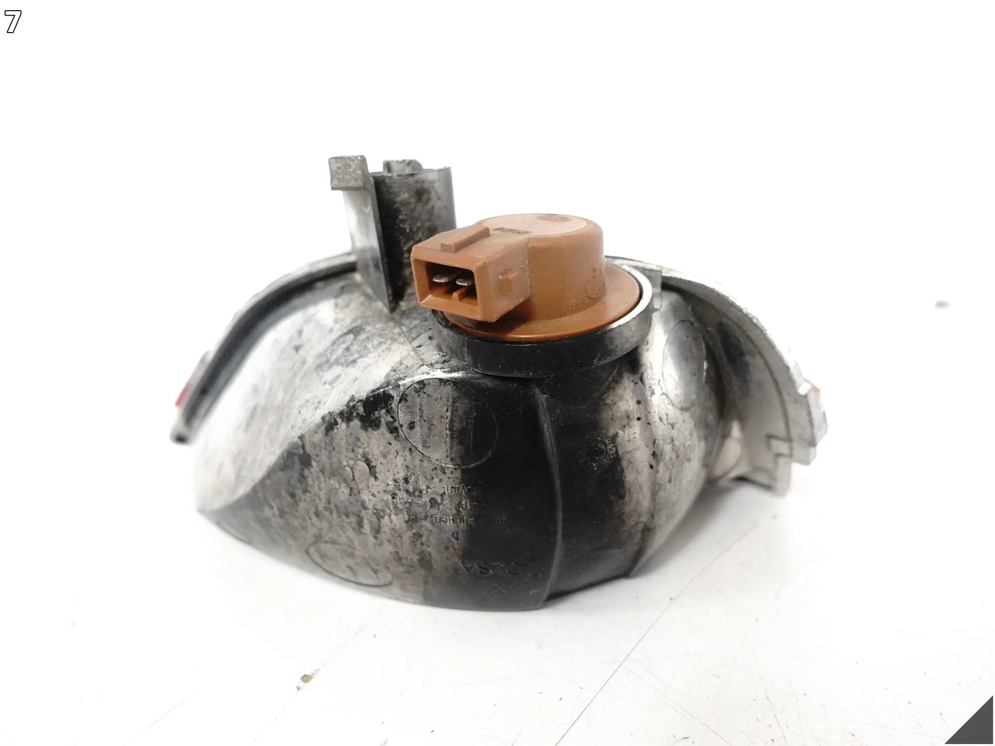 RENAULT SCENIC III CAPTUR I MEGANE III CC LAMPA COFANIA W ZDERZAK TYŁ PRAWA cd364db72c239dd90ed90e61e3640450