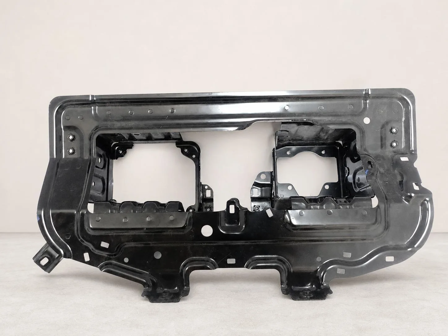 HONDA e:Ny1 e Ny1 23- ŚLIZG WZMOCNIENIE PAS WSPORNIK POD ŁADOWARKĘ PRZÓD 9e745453086bca631396ce4523636fce
